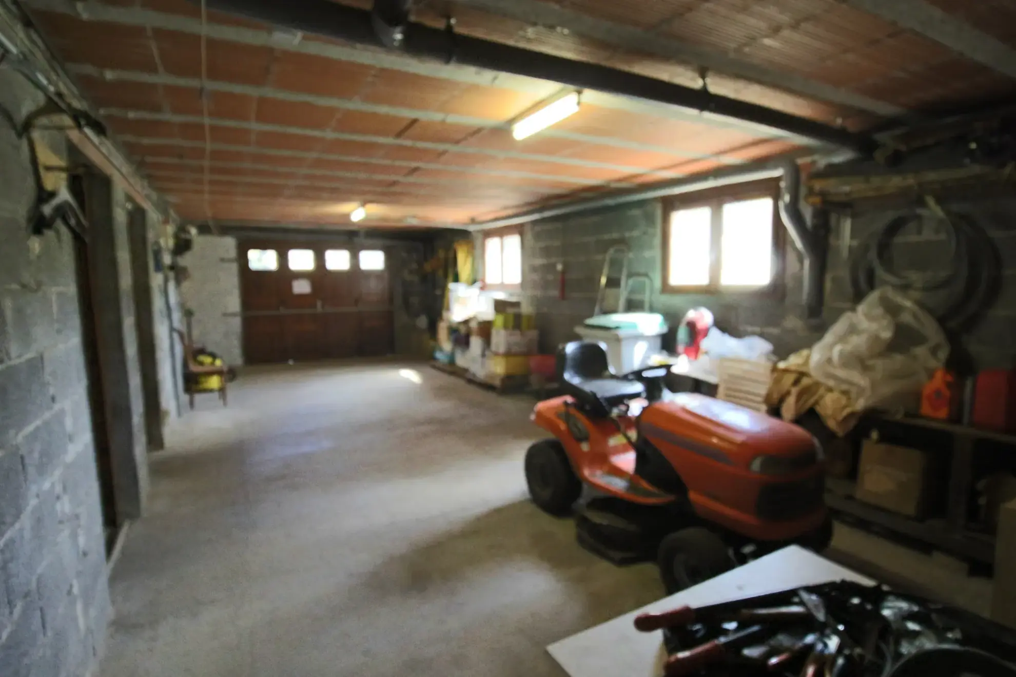 Belle maison moderne avec grand terrain dans le Lot proche de Puy-l'Évêque 