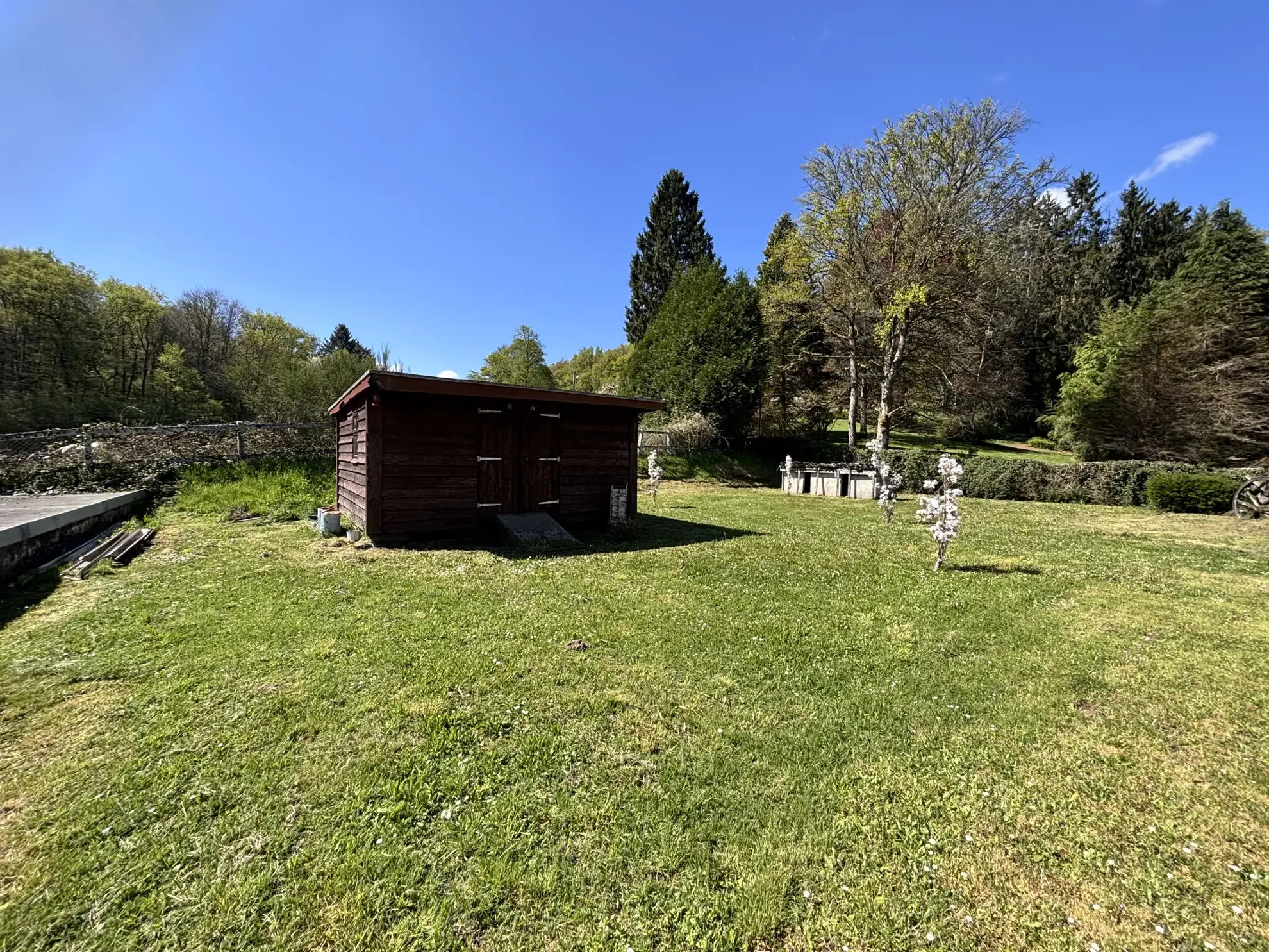 Maison spacieuse de 150m² avec jardin à Bourganeuf, Creuse 