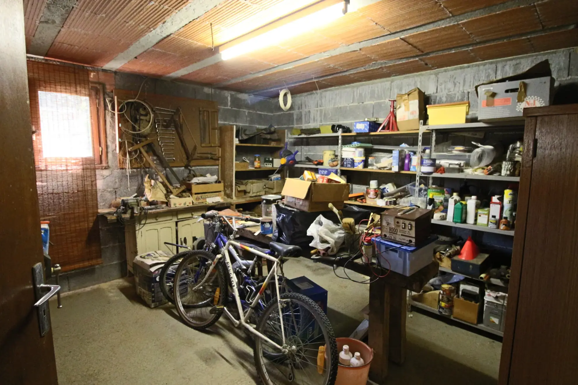 Belle maison moderne avec grand terrain dans le Lot proche de Puy-l'Évêque 