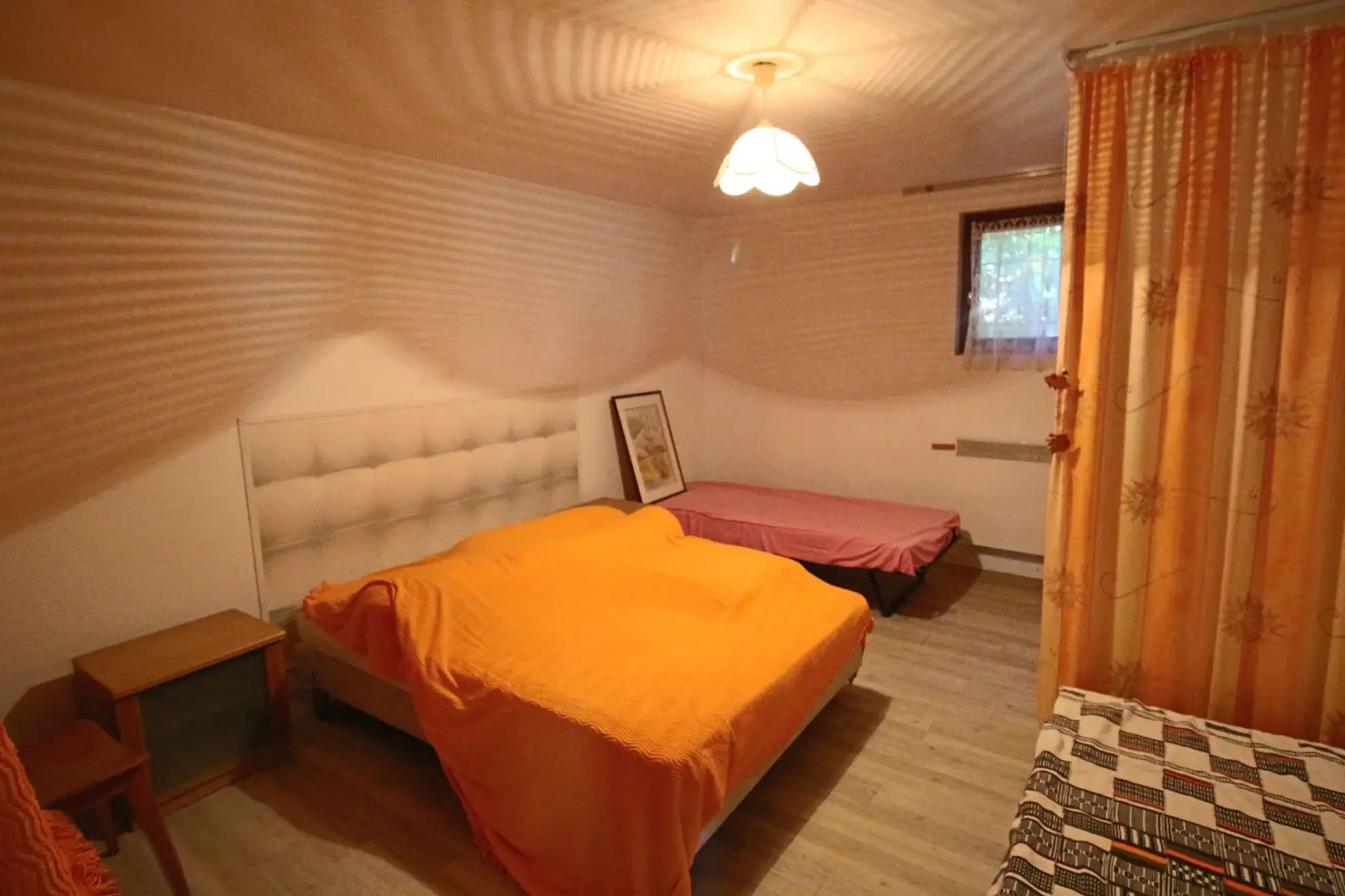 Belle maison moderne avec grand terrain dans le Lot proche de Puy-l'Évêque 