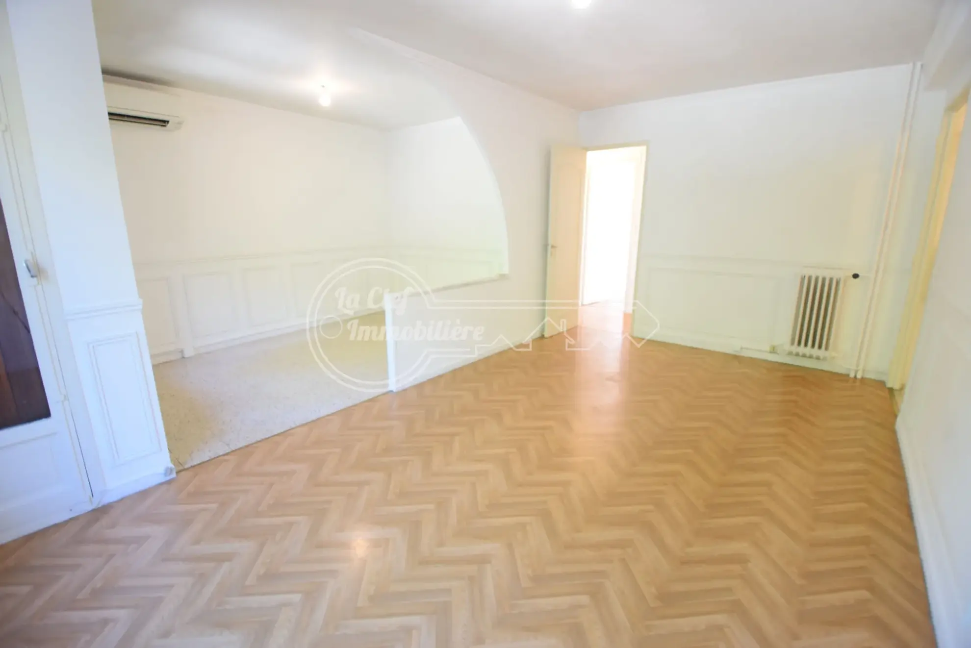 Appartement 3 pièces lumineux avec garage à Nice, vue mer et proximité tramway 