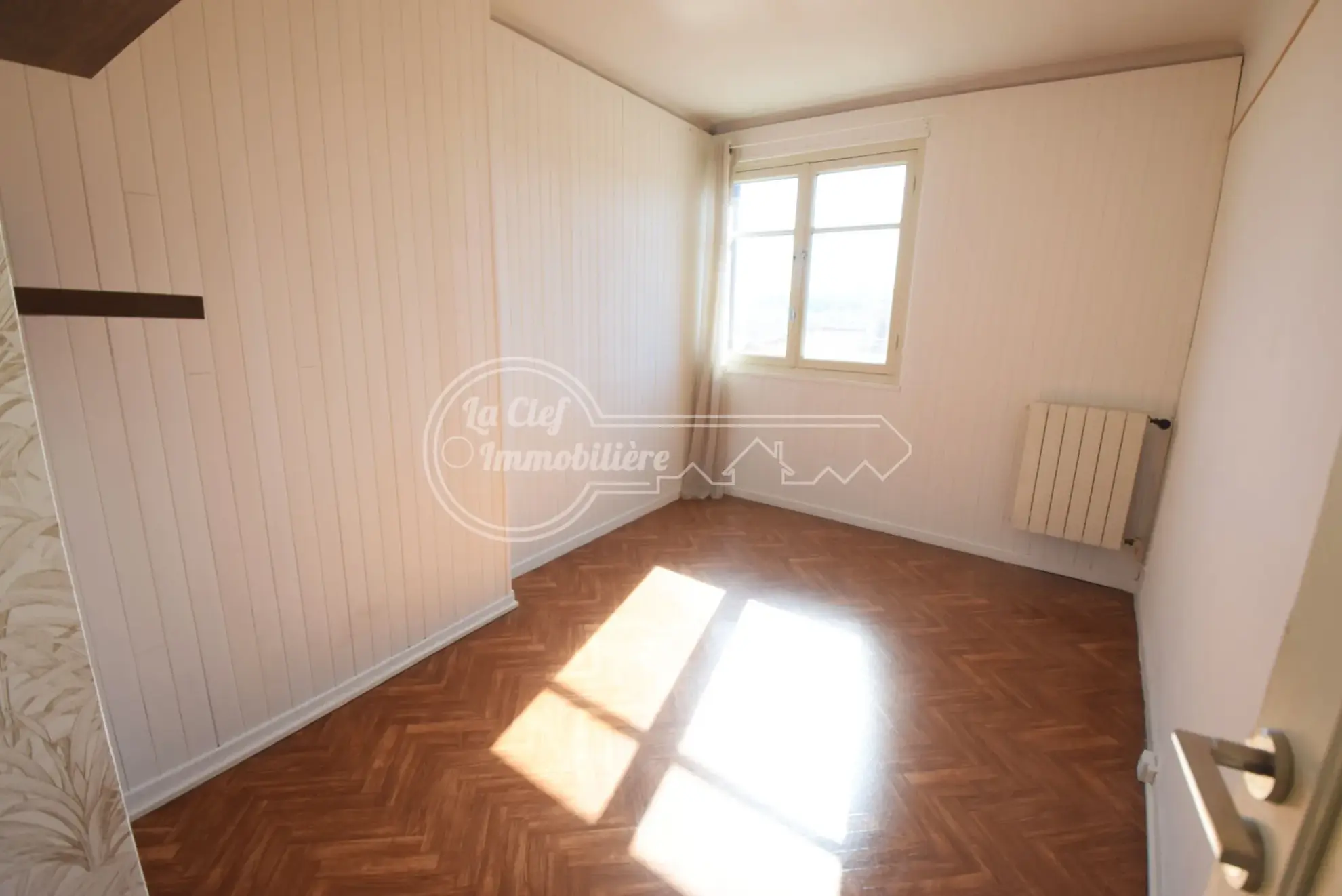 Appartement 3 pièces lumineux avec garage à Nice, vue mer et proximité tramway 