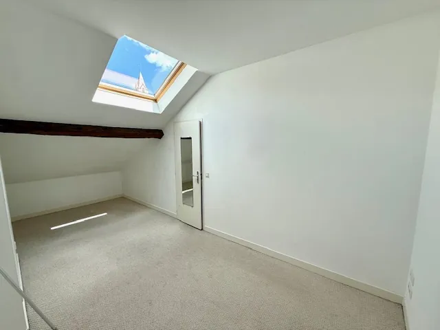 Appartement T2 à Gex de 59 m² avec cave, vue exceptionnelle, idéal achat ou investissement 