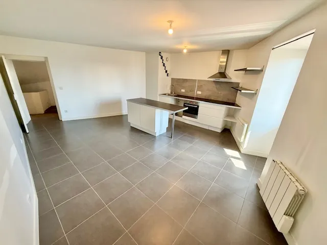 Appartement T2 à Gex de 59 m² avec cave, vue exceptionnelle, idéal achat ou investissement 