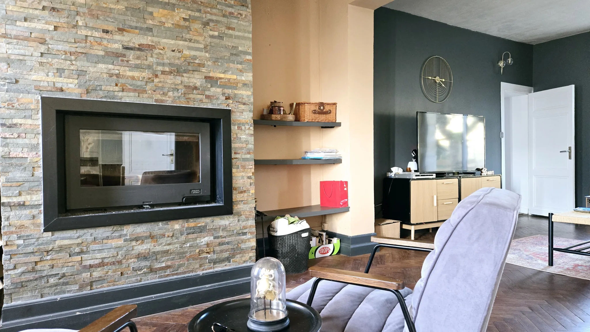 Charmante maison en pierre de 220 m² avec jardin, piscine et grange à Sainte-Terre 