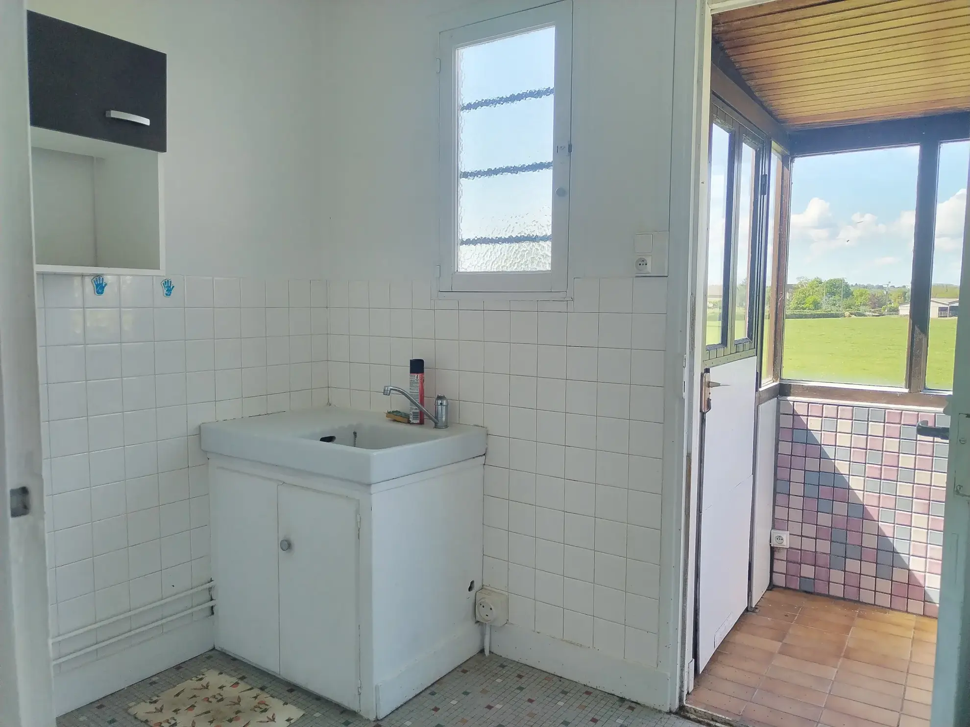 Maison à vendre à Challuy avec sous-sol aménageable et potentiel de personnalisation 