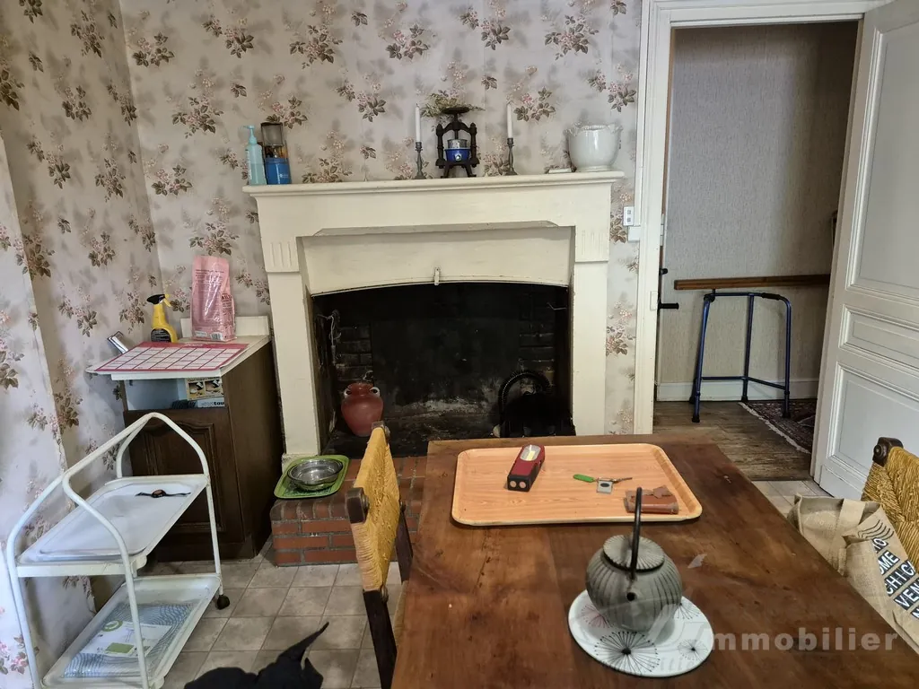 Maison de village à Razac-sur-l'Isle de 179 m² avec 5 chambres 