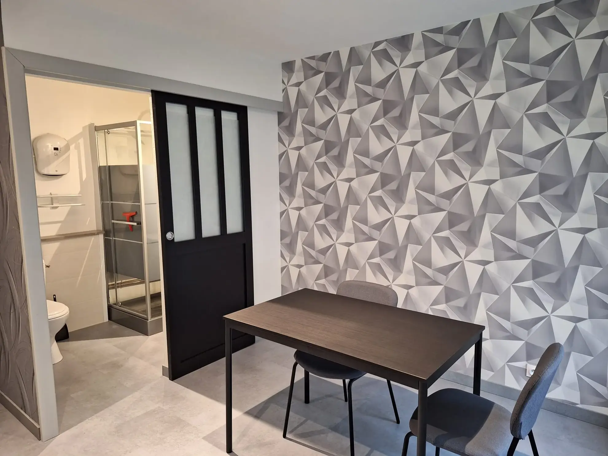 Studio rénové en vente au cœur de Saint-Omer, idéal investissement 