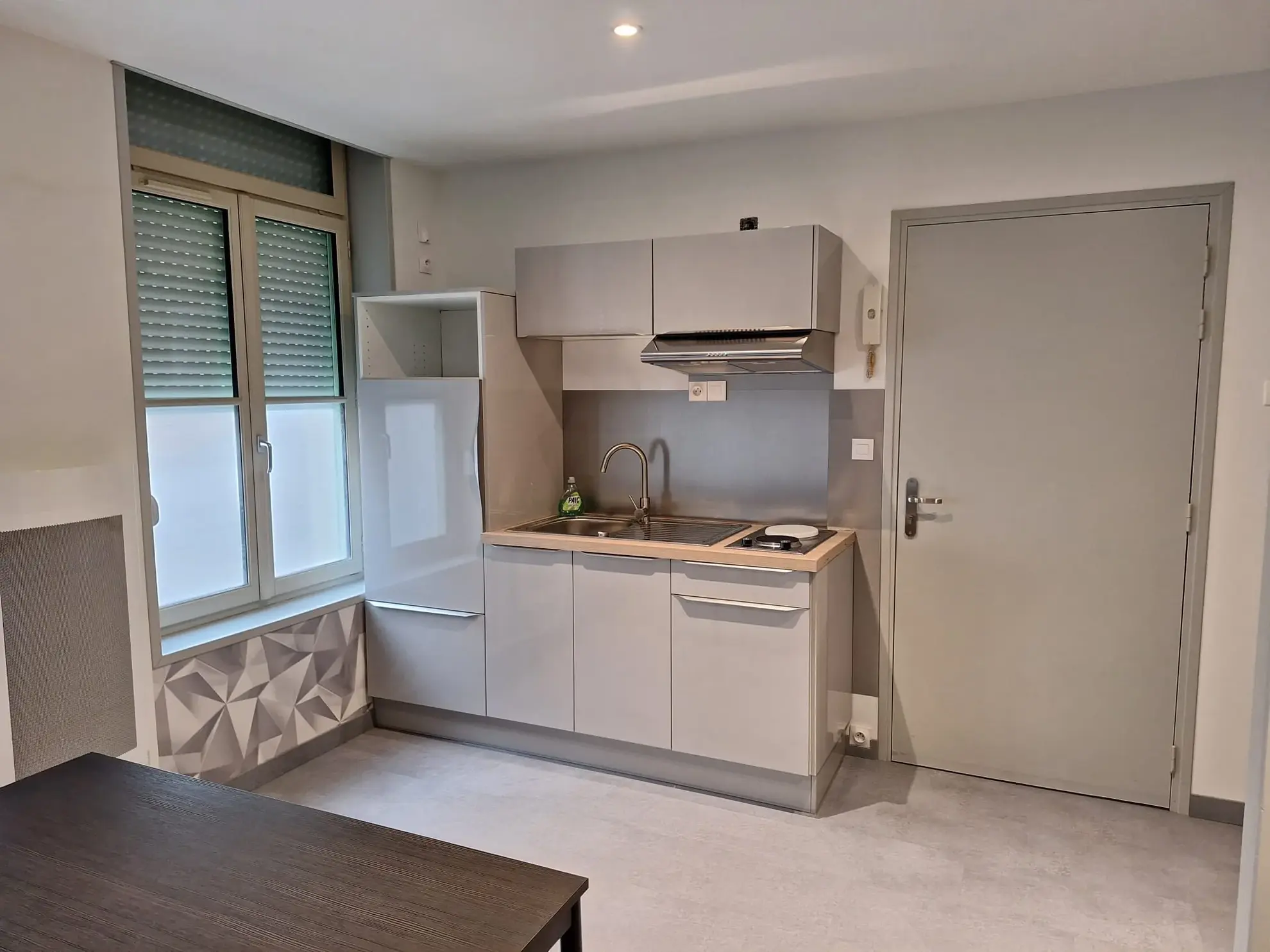 Studio rénové en vente au cœur de Saint-Omer, idéal investissement 