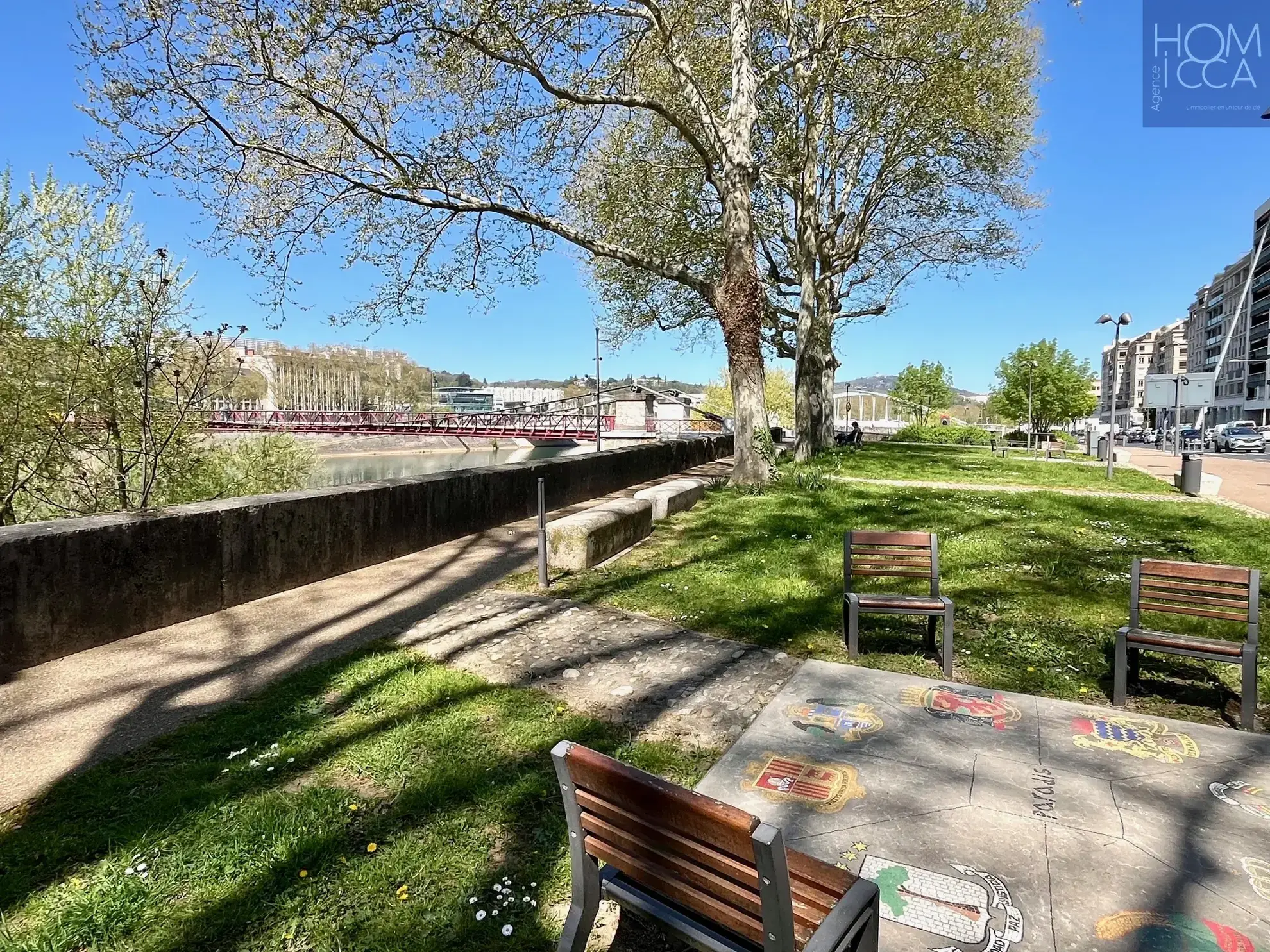 Appartement T2 avec Vue Panoramique sur la Saône à Lyon 4ème 
