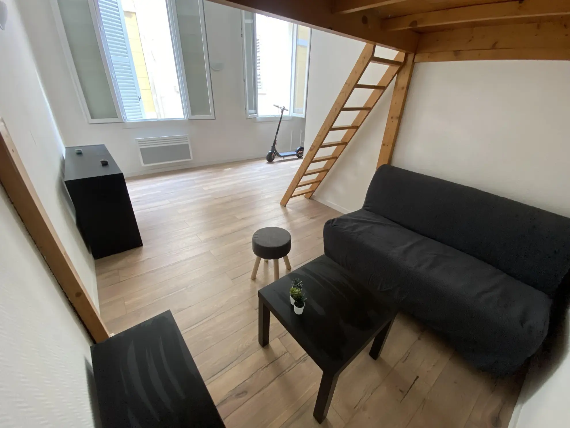 Appartement T1 bis rénové de 28 m² dans le quartier du Panier à Marseille 