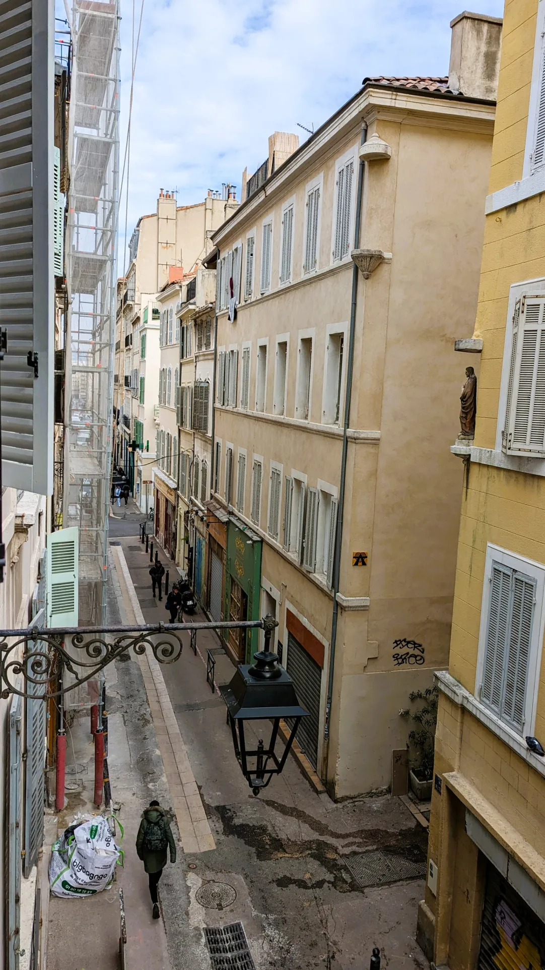 Appartement T1 bis rénové de 28 m² dans le quartier du Panier à Marseille 