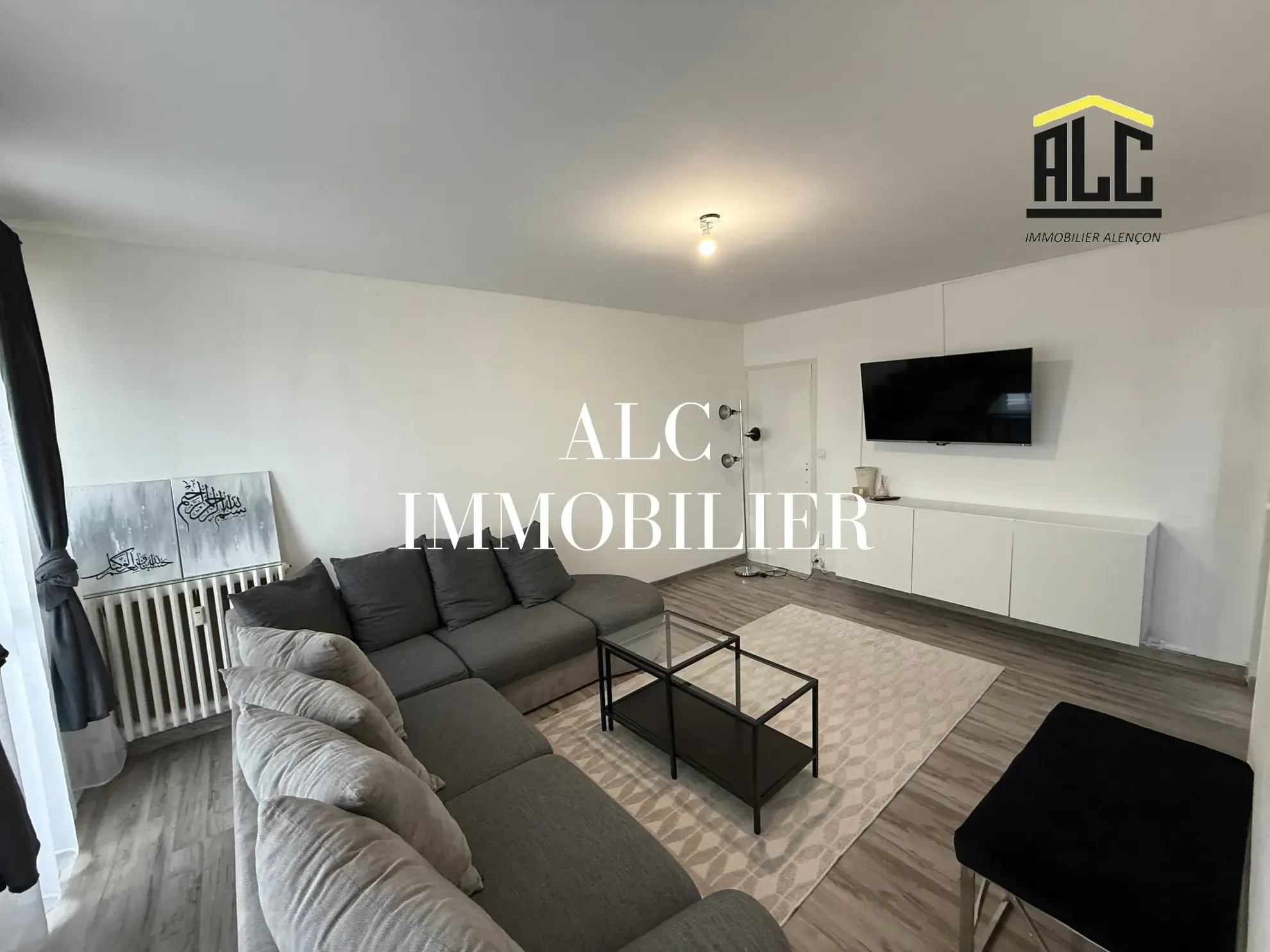 Appartement de 90 m² avec 3 chambres, cave et balcon à Alençon