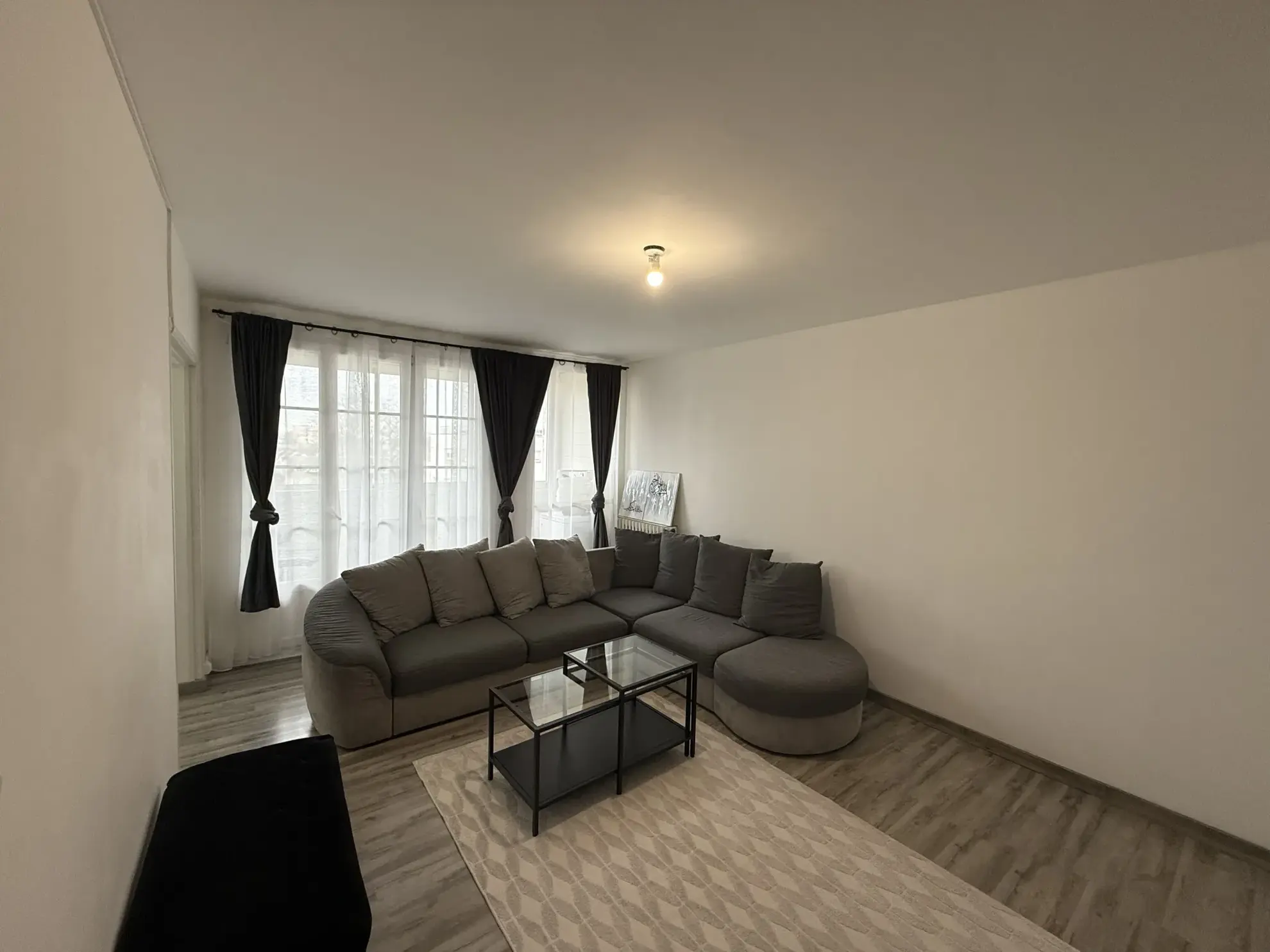 Appartement de 90 m² avec 3 chambres, cave et balcon à Alençon 