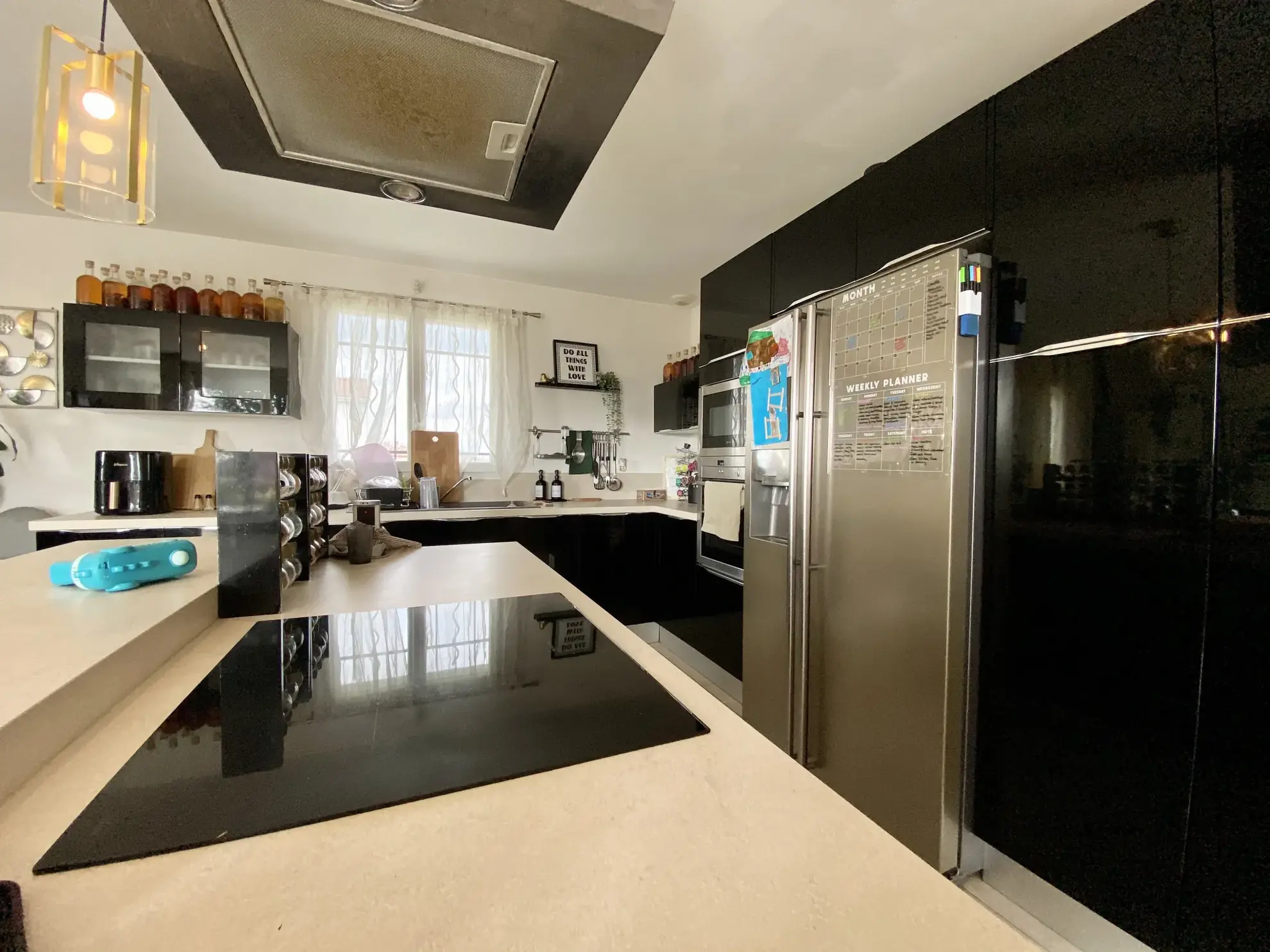 Magnifique maison familiale à proximité de Montauban avec grand terrain et confort moderne 