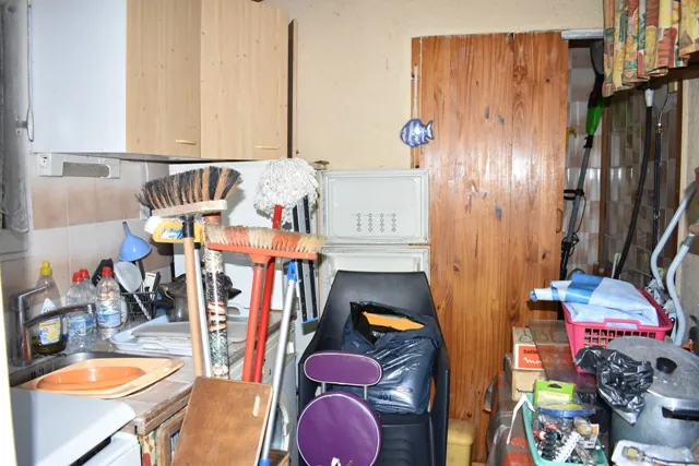 Terrain de loisirs de 222 m² avec mobil-home et local en dur à Saint Georges-Foulerot 