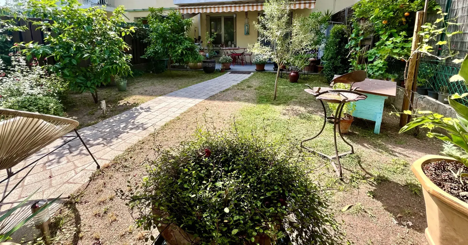 Appartement 3 pièces en rez-de-jardin avec jardin à Vidauban - Garage et cave 