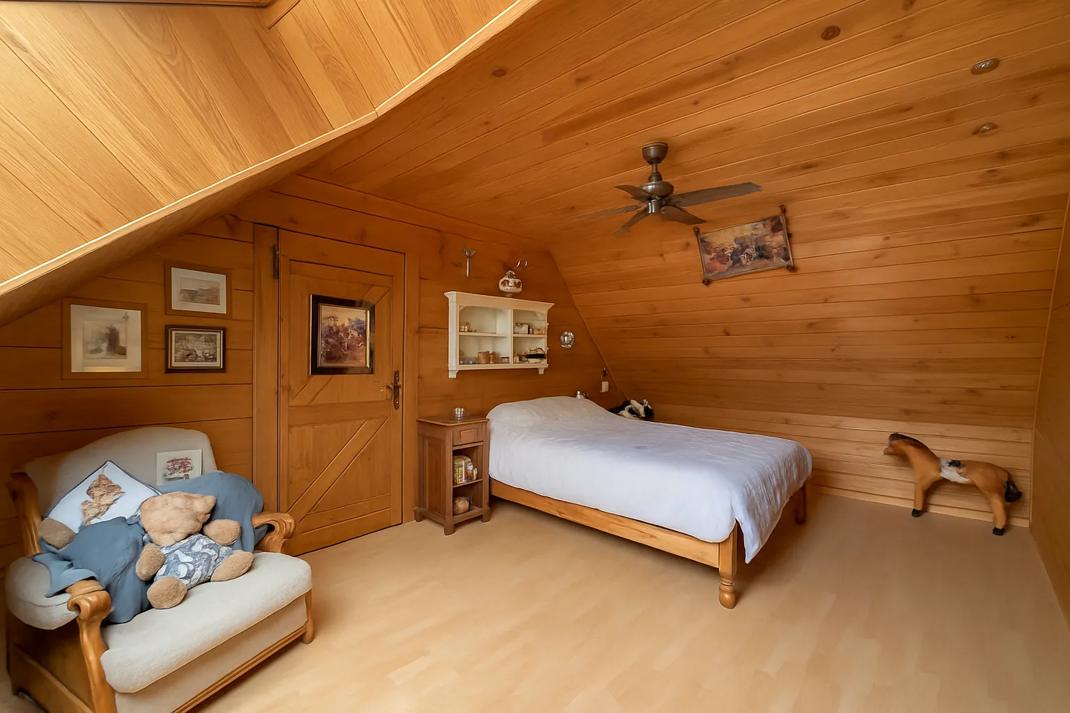 Grande maison familiale de 270 m² avec jardin et dépendances proche villes et écoles 