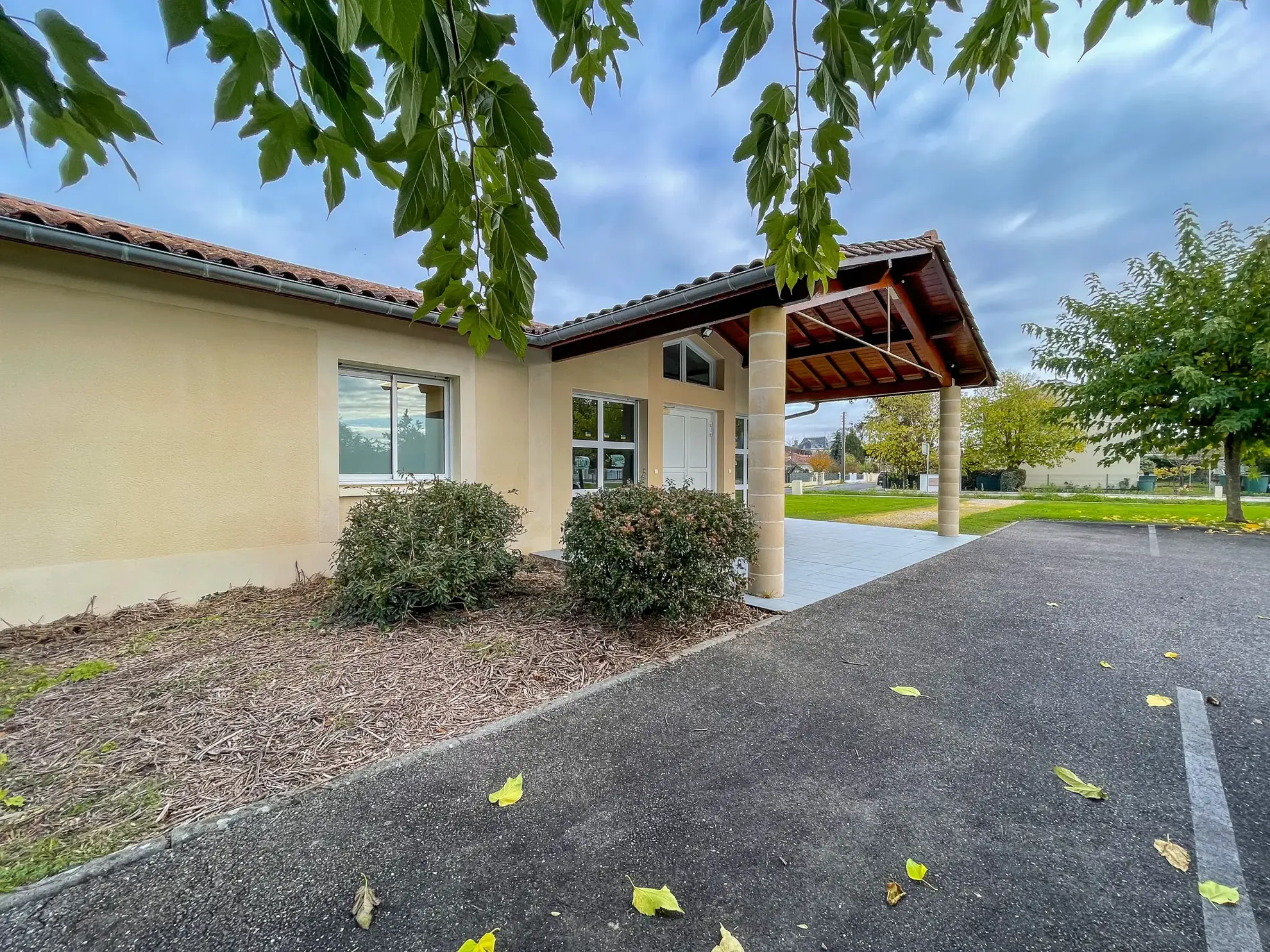 Vente maison T5 avec piscine et jardin à Grillon, Provence 