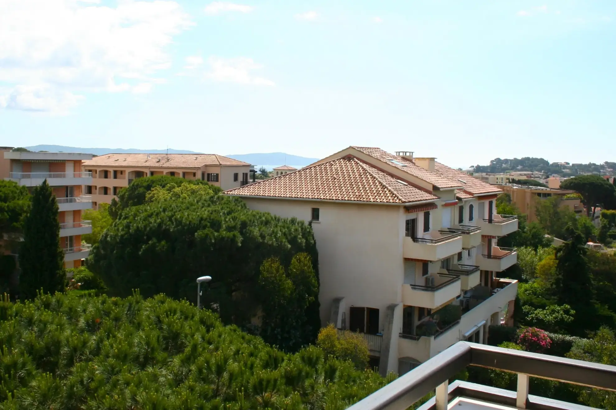 Appartement Duplex 2 pièces avec terrasse et parking à Cavalaire-sur-Mer 