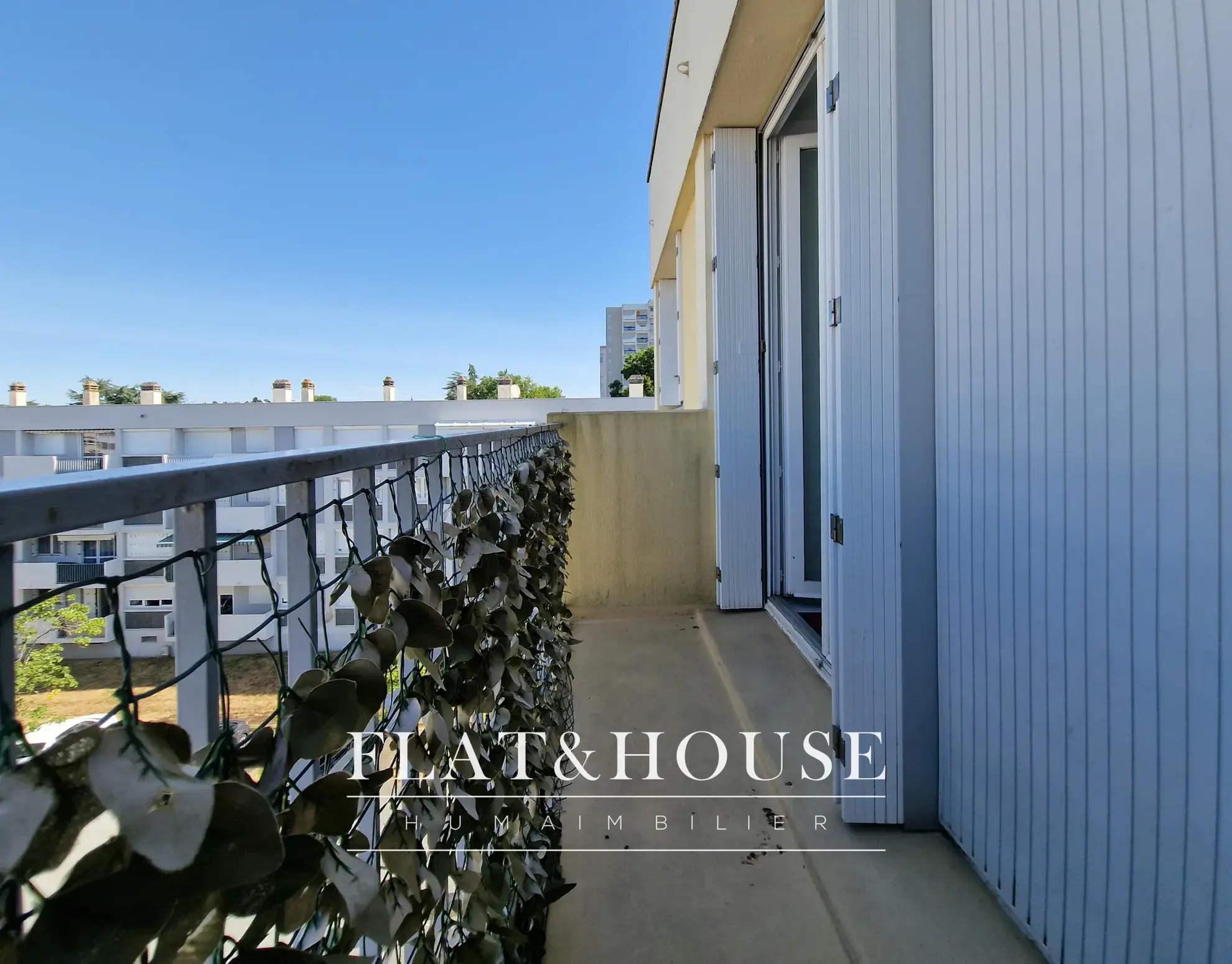 Appartement T3 à vendre à Cholet avec cave et parking, dernière étage 