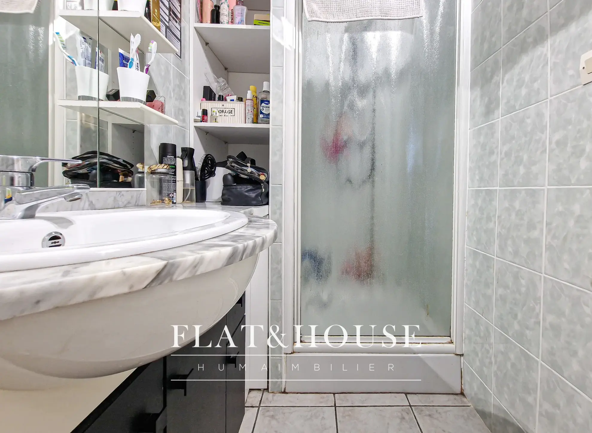 Appartement T3 à vendre à Cholet avec cave et parking, dernière étage 