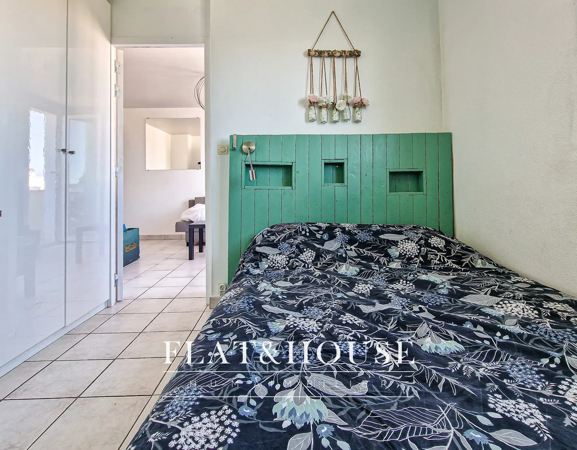 Appartement T3 à vendre à Cholet avec cave et parking, dernière étage 