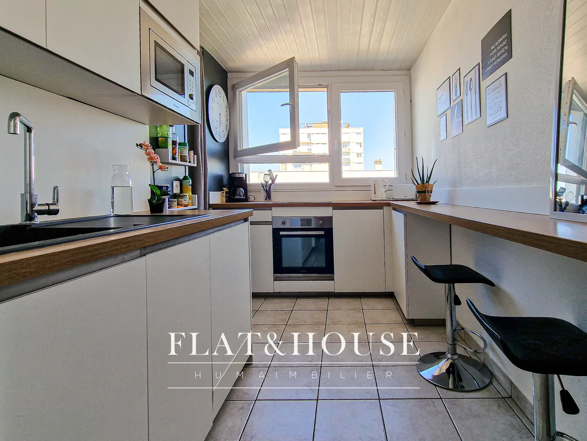 Appartement T3 à vendre à Cholet avec cave et parking, dernière étage 