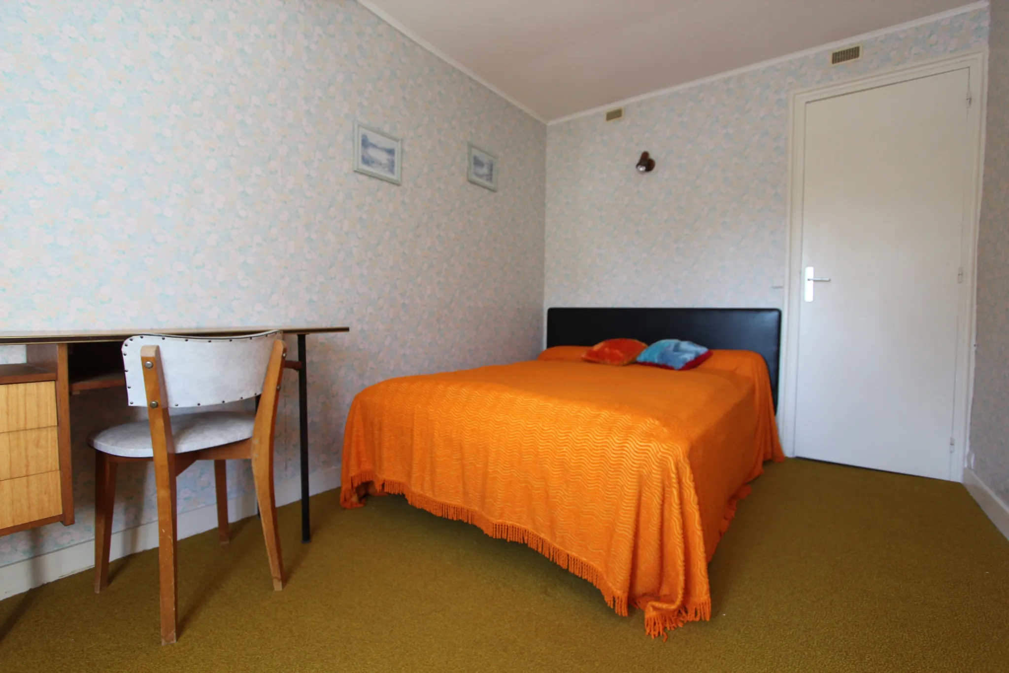 Maison à rénover avec grand jardin à Benet, Marais Poitevin 