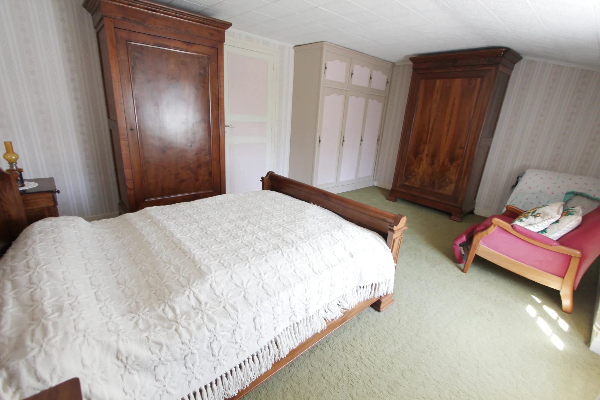 Maison à rénover avec grand jardin à Benet, Marais Poitevin 