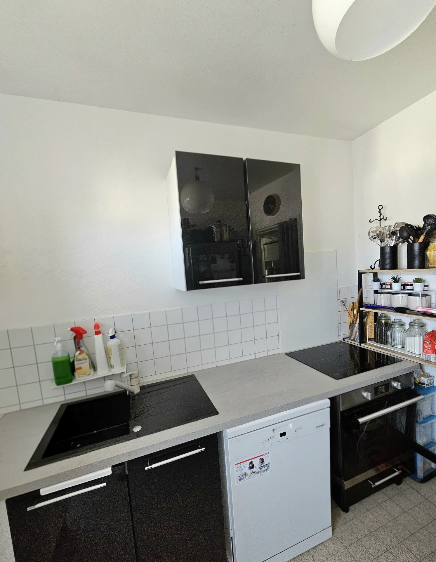 Appartement T3 de 61,39 m² à Firminy Vert avec garage et cave, locataire en place 