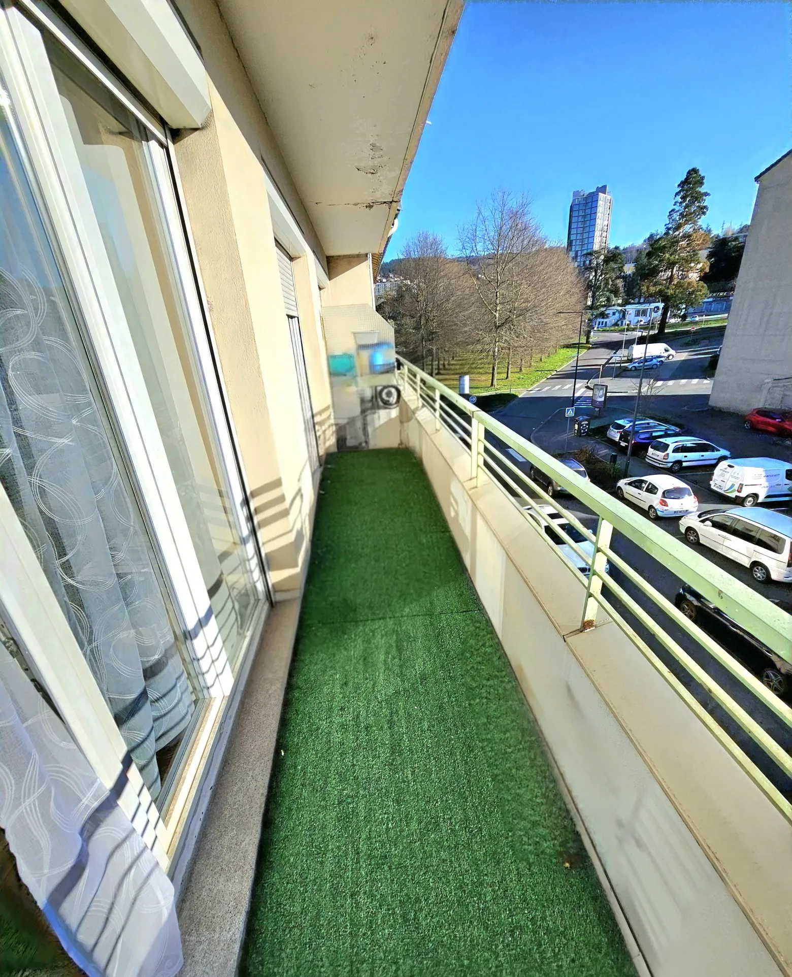 Appartement T3 de 61,39 m² à Firminy Vert avec garage et cave, locataire en place 