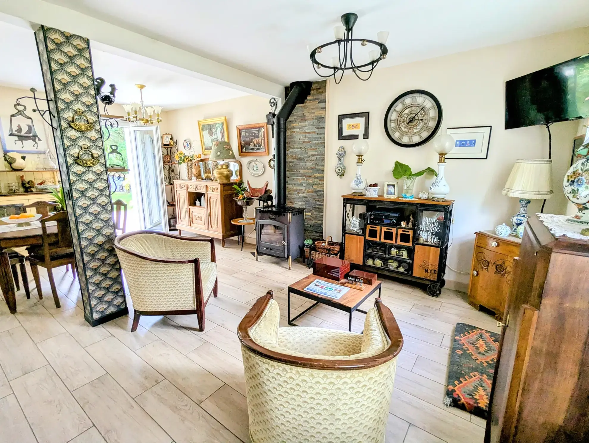 Maison à vendre en forêt de Brocéliande avec dépendances et terrain arboré 