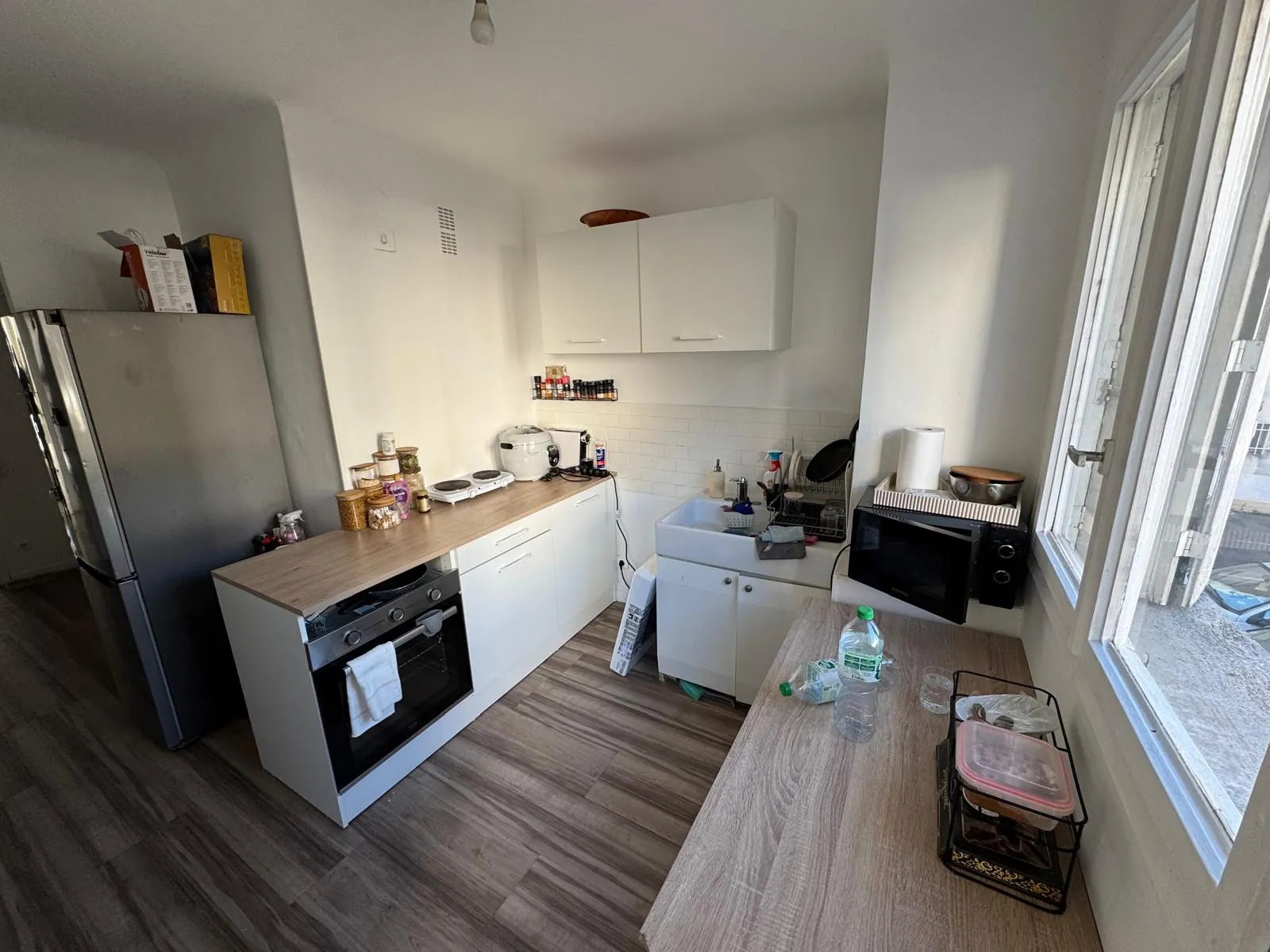 Appartement 3 pièces à Nice - Quartier des Heures Claires, Opportunité d'Investissement Loué 