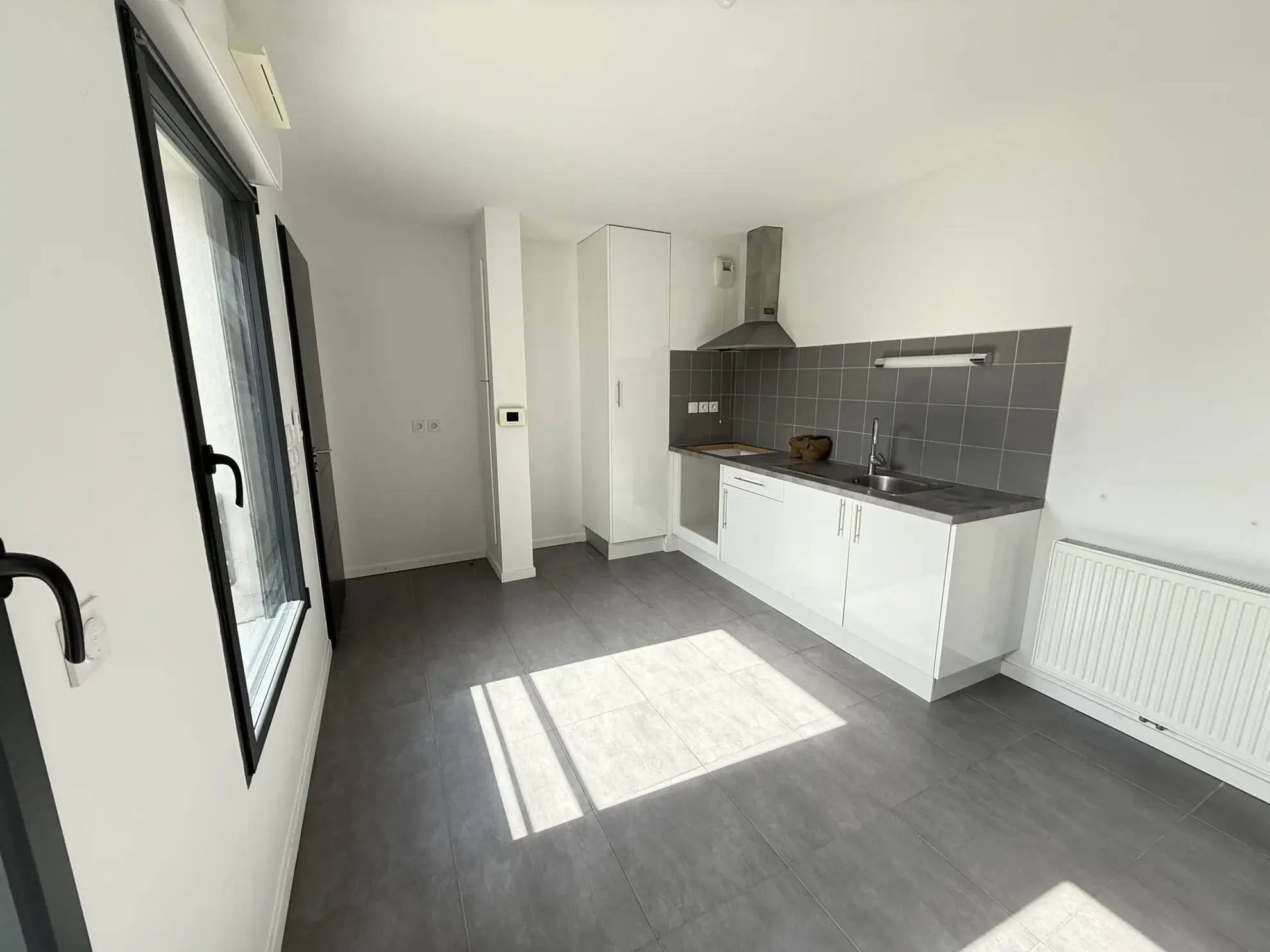 Appartement T2 à Bordeaux Chartrons avec balcon et parking - Dernier étage 