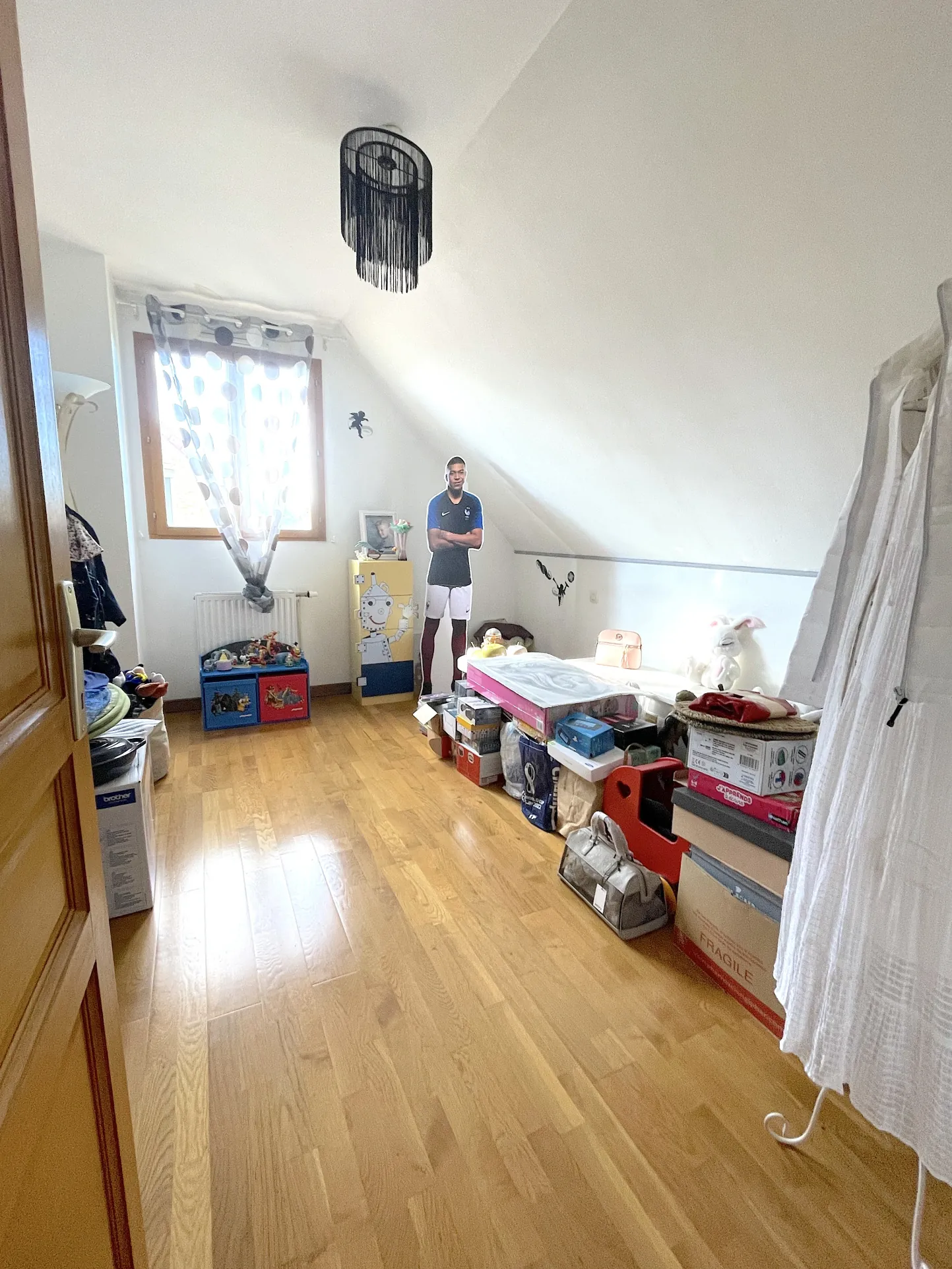 Maison 3 chambres avec grand jardin et terrasse à Saint-Quentin 