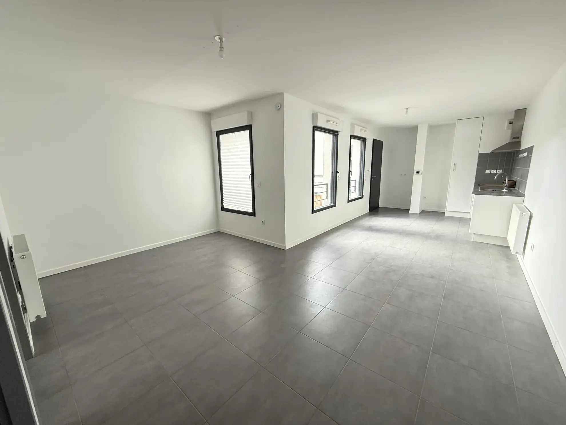 Appartement T2 à Bordeaux Chartrons avec balcon et parking - Dernier étage 