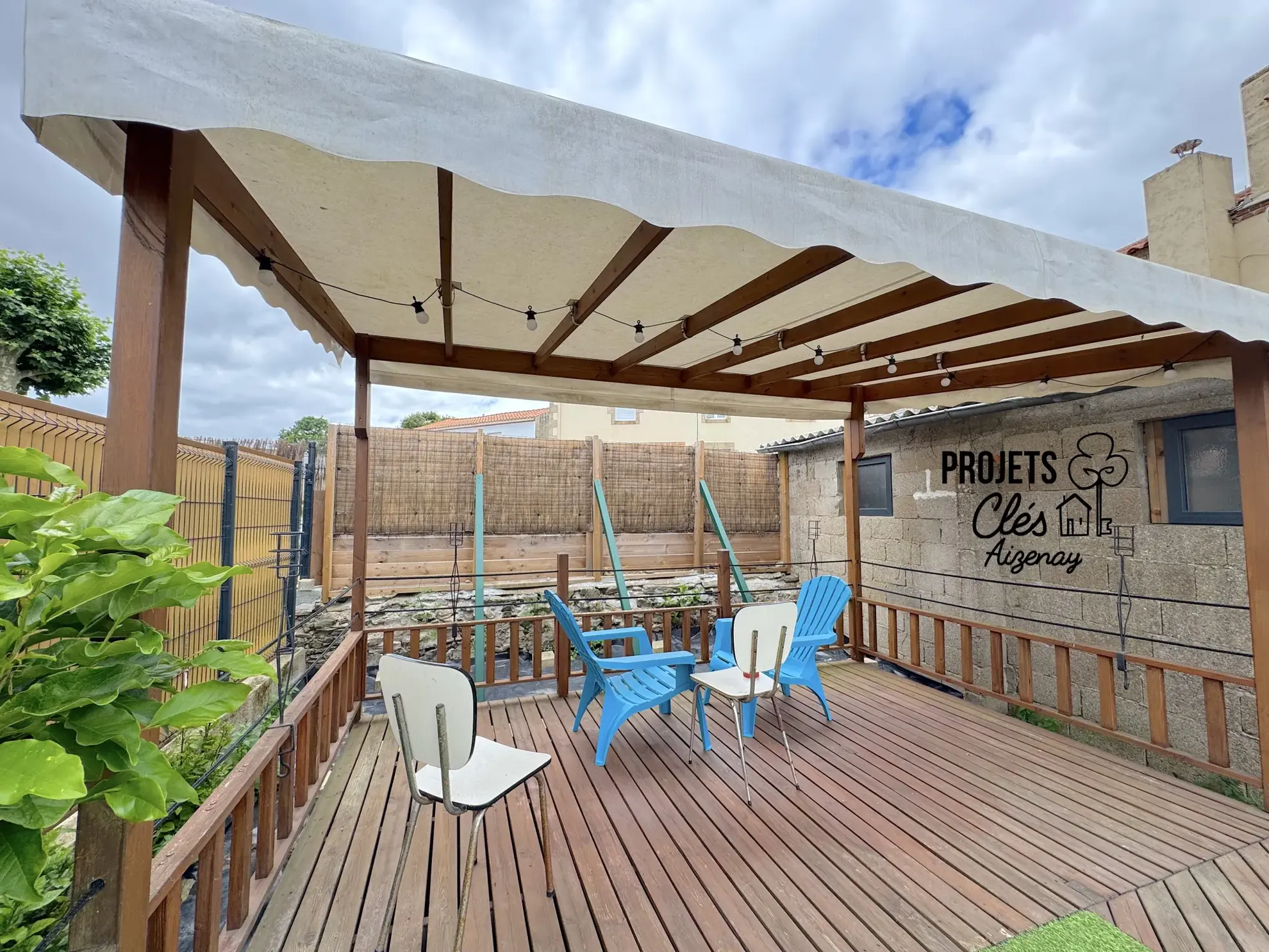 Charmante maison en pierre avec grenier aménageable au cœur de Maché (Vendée) 