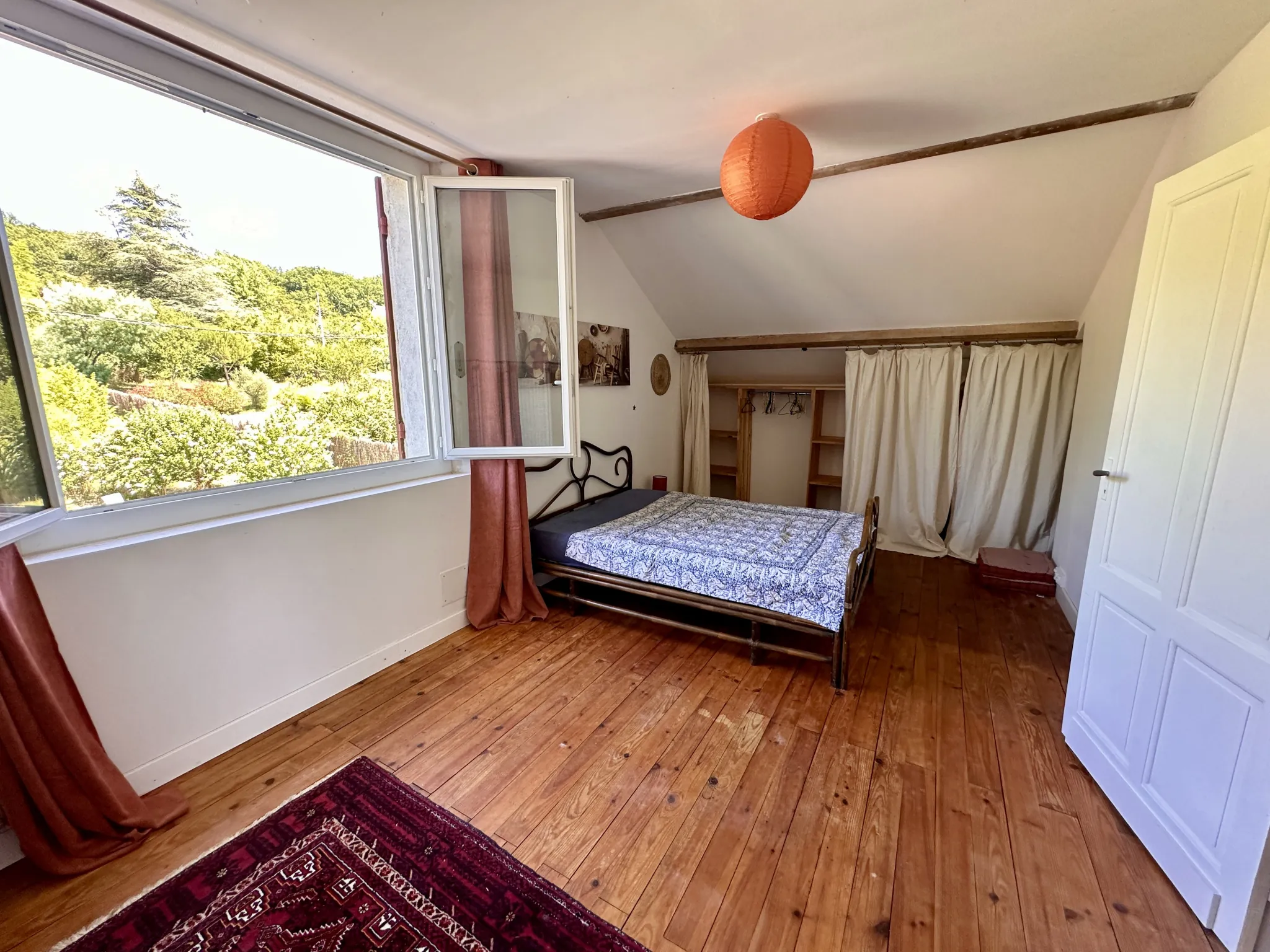 Maison rénovée de 136 m² à Bergerac proche du Lac de Pombonne 