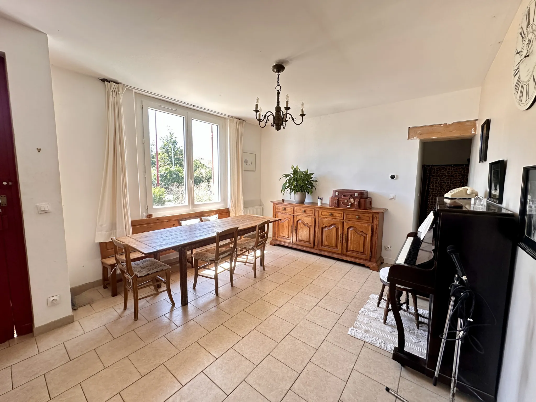 Maison rénovée de 136 m² à Bergerac proche du Lac de Pombonne 