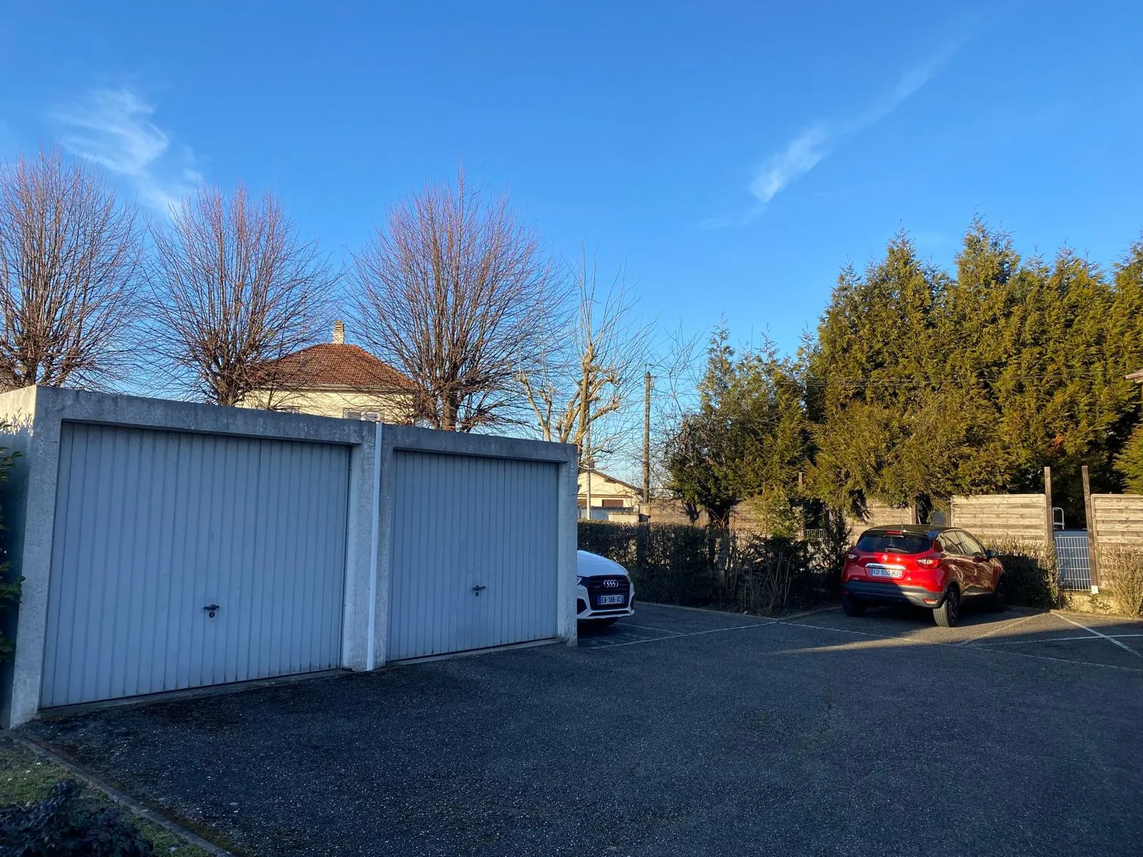 Appartement F2 rénové à Saint-Louis Bourgfelden avec terrasse et parking 
