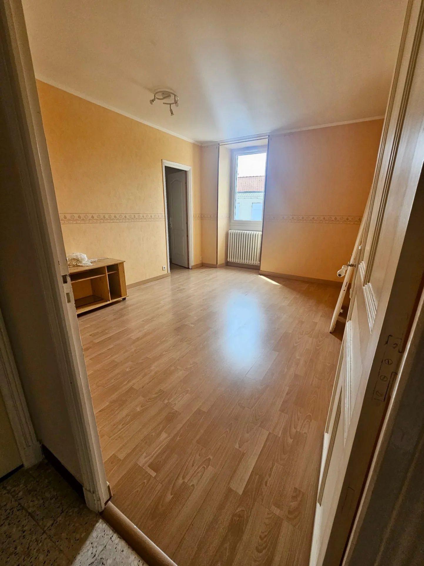 Maison de village en pierre à Saint-Gervais-sur-Roubion de 139,75 m² avec terrasse 