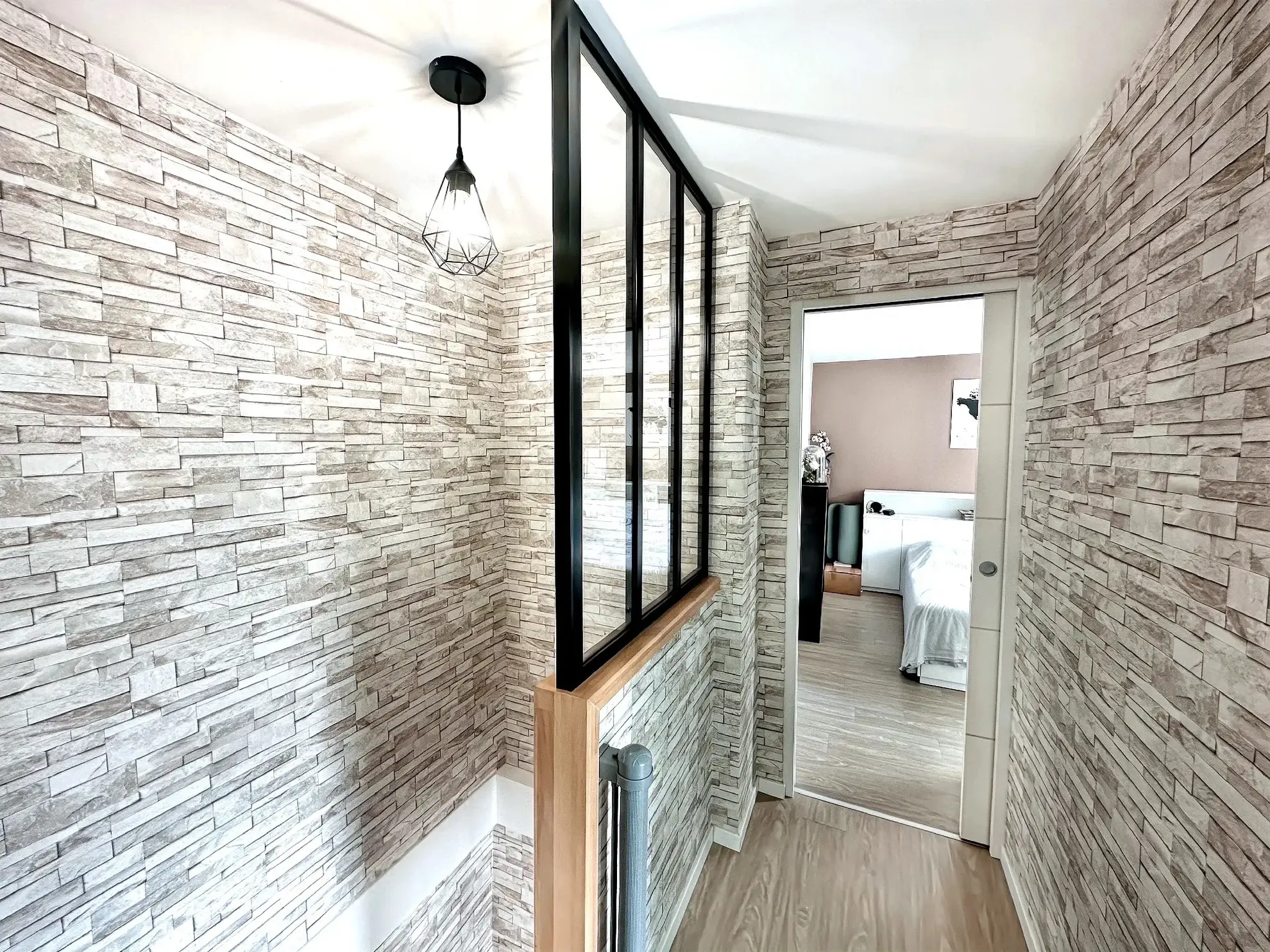 Maison de village rénovée à Marbache de 78m² avec garage et indépendance 