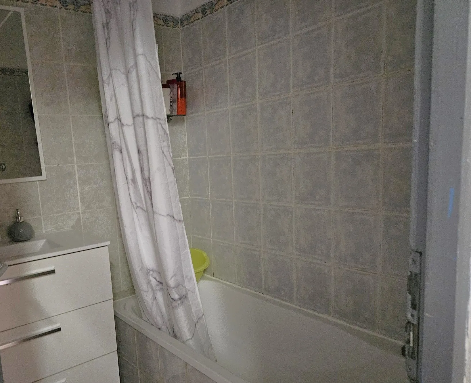 Vente maison 180 m² à Orange proche du centre-ville avec jardin 