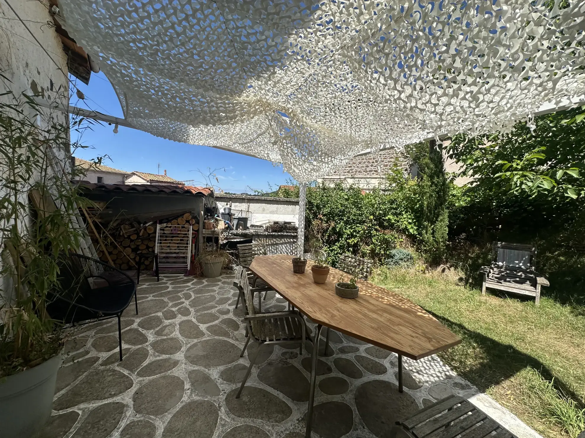 Maison de village authentique de 129 m² avec terrain à Sainte-Colombe-sur-Gand 