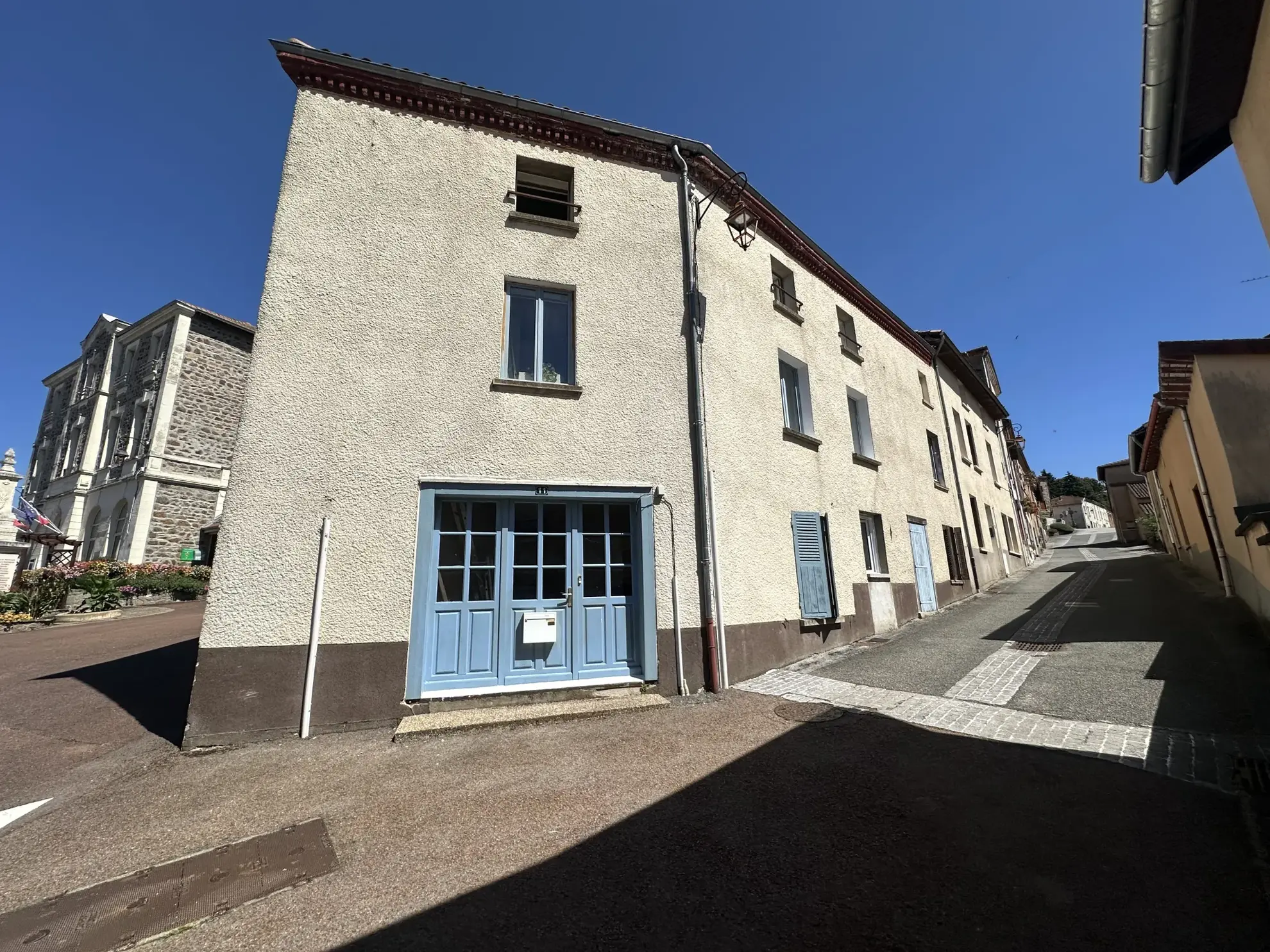 Maison de village authentique de 129 m² avec terrain à Sainte-Colombe-sur-Gand 