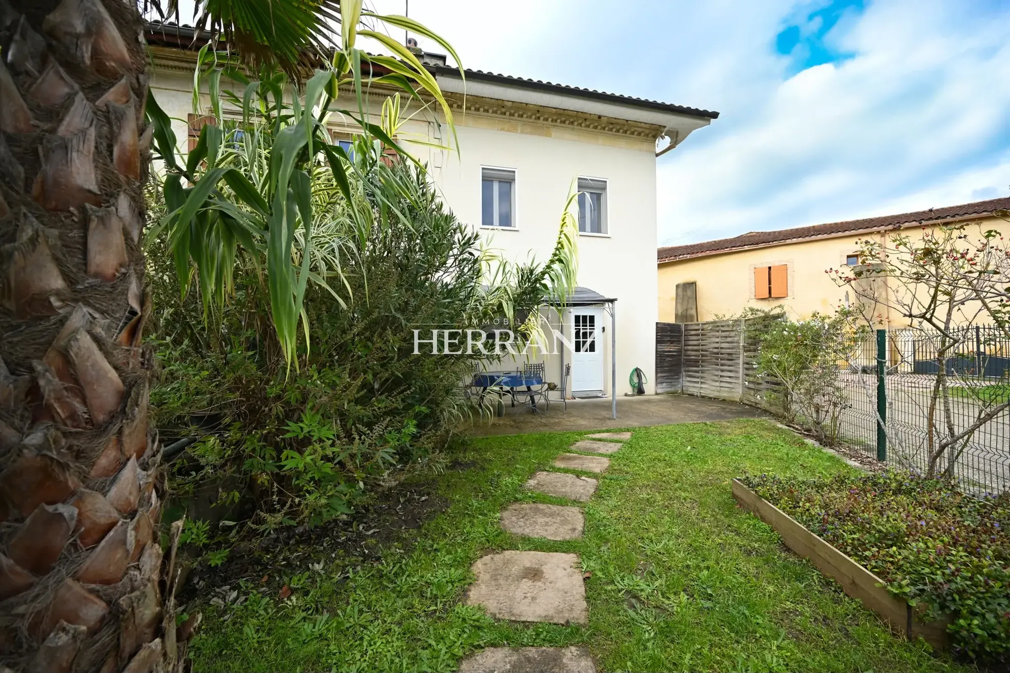 Charmante maison de 4 chambres à Cadaujac avec jardin et parking