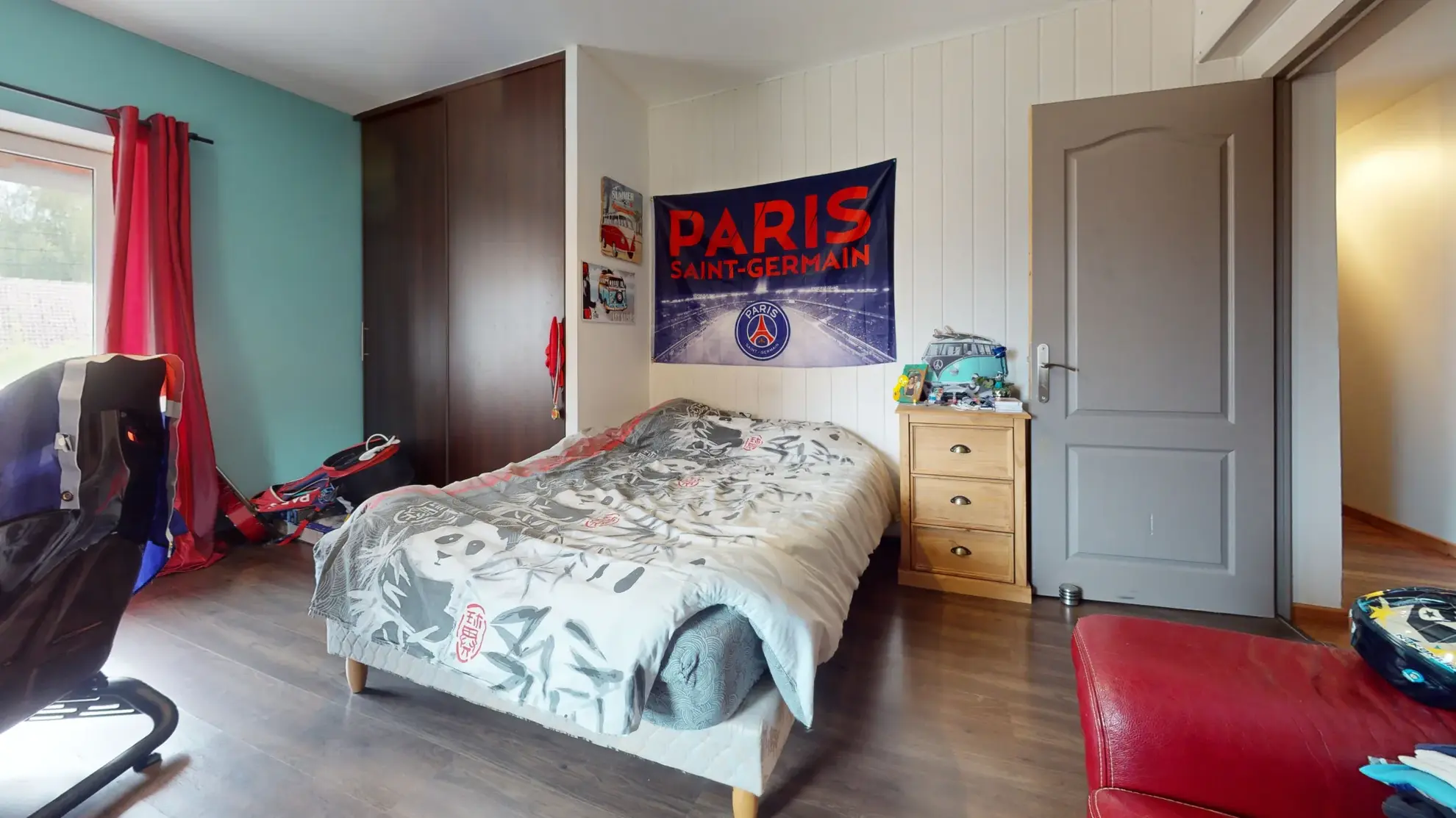 Ensemble immobilier avec maison de 234m², appartement loué et terrain à Souvans 