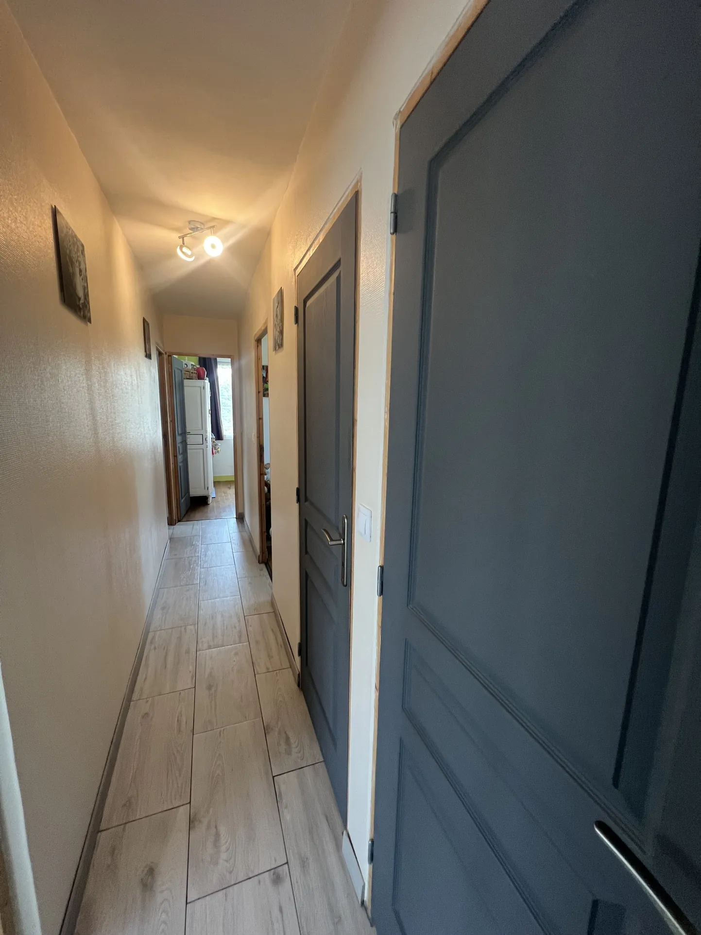 Maison de plain-pied à vendre à Bourgtheroulde, grand terrain, proche nature 