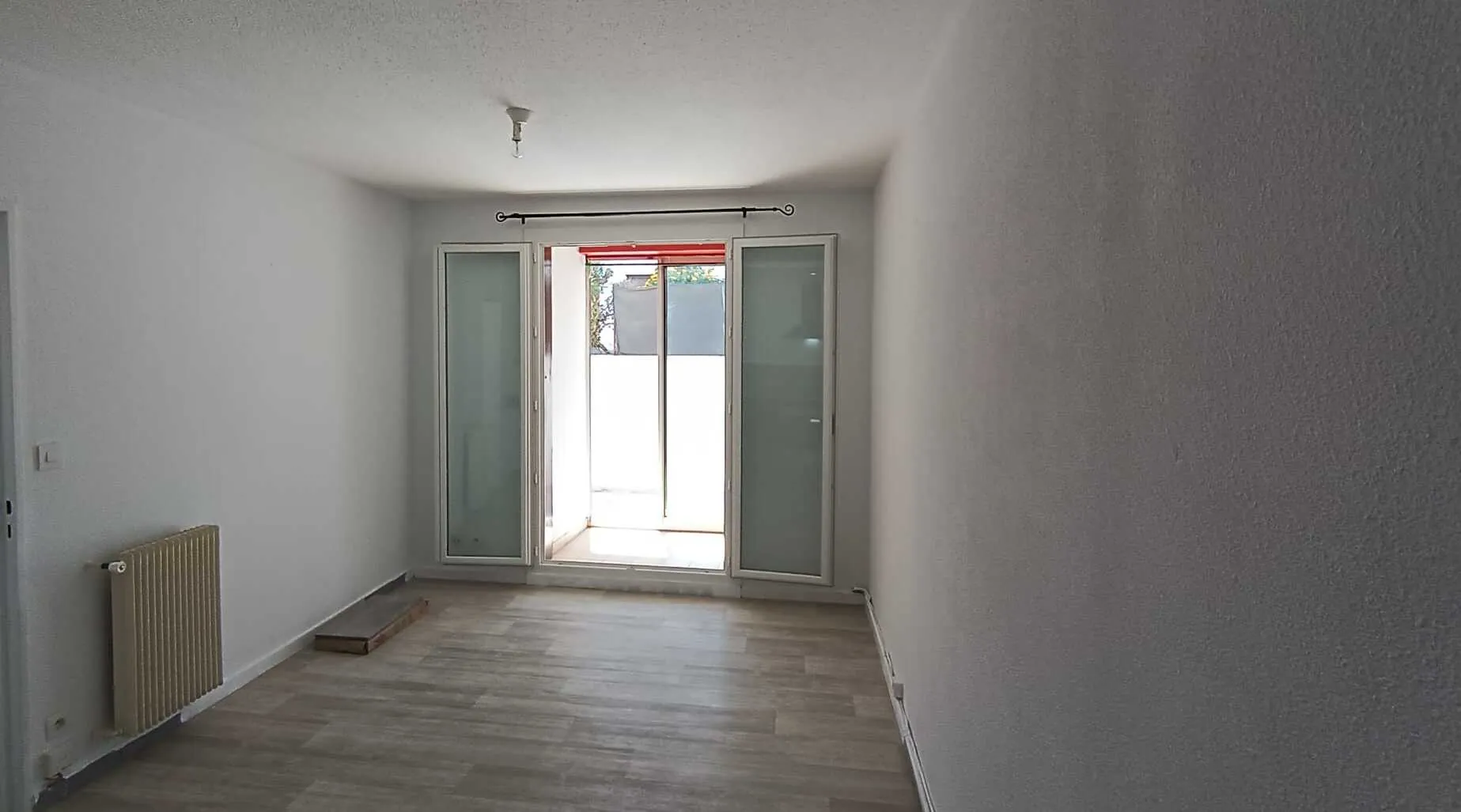 Appartement T2 rénové avec terrasse de 23 m² à Perpignan Moulin à Vent 
